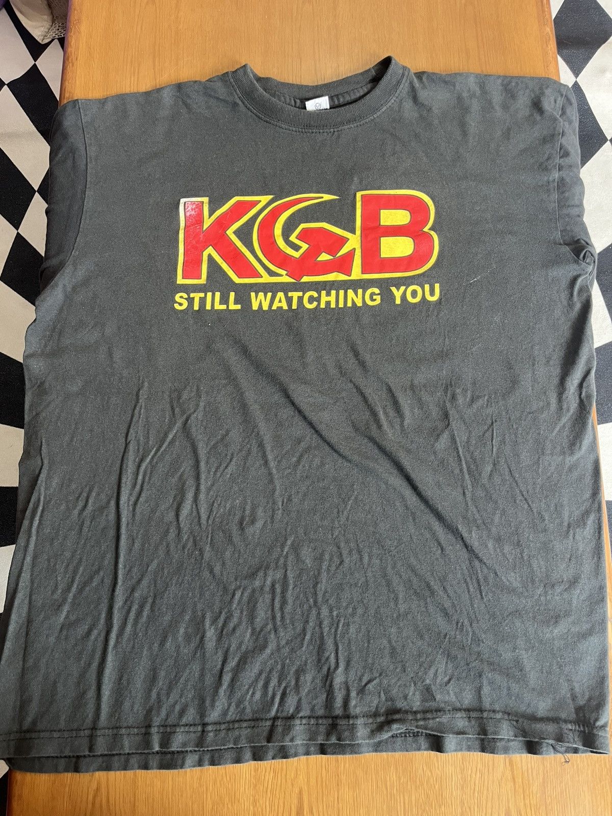 Vintage Vintage KGB Still Watching You 00’s Parody Tshirt Size US XXL / EU 58 / 5 - 3 Thumbnail