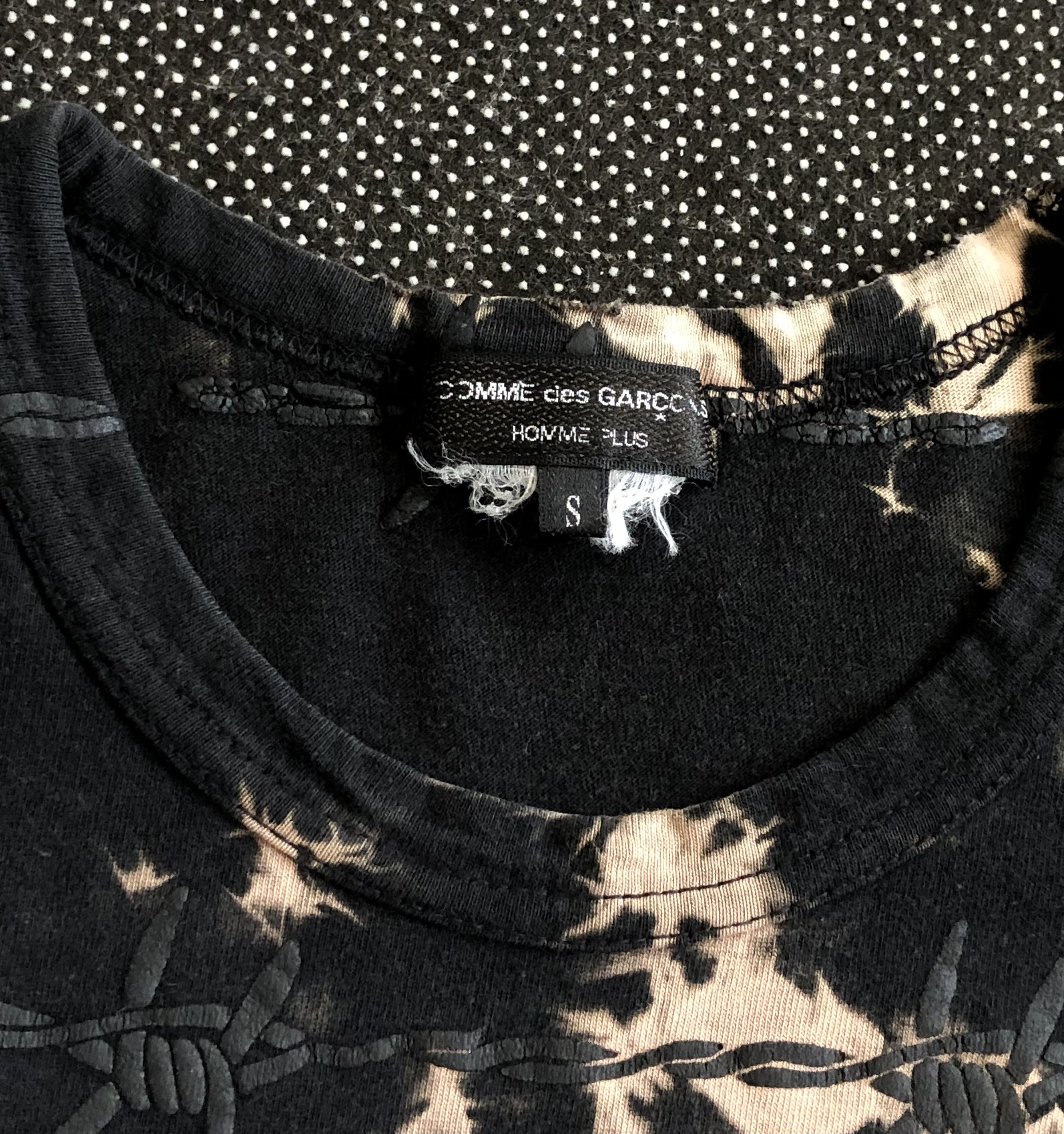 Comme des Garcons AW2006 CDG HOMME PLUS BARBED WIRE DISTRESS TEE BLACK Size US S / EU 44-46 / 1 - 7 Thumbnail