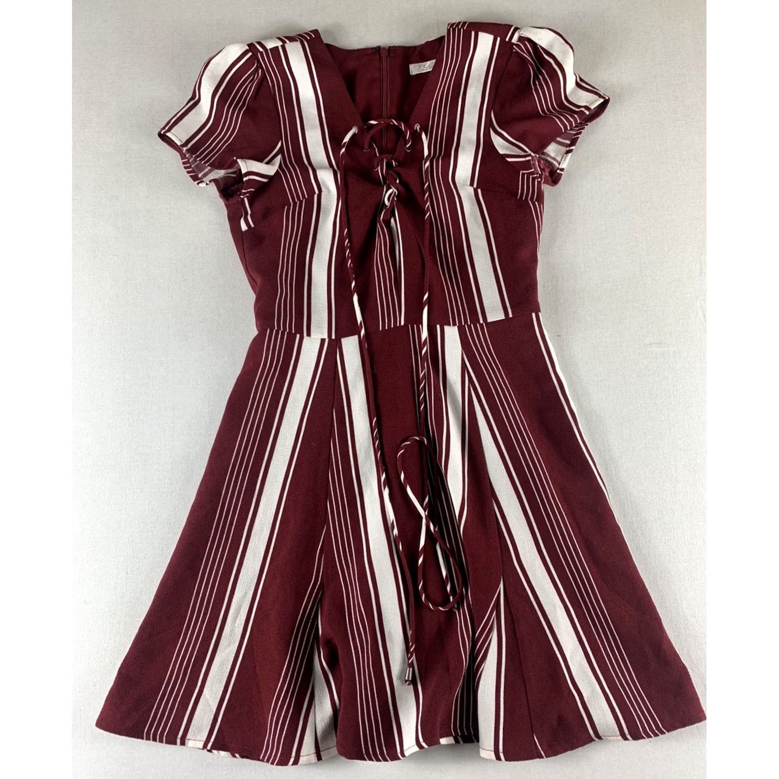 Vintage LOVERS AND FRIENDS DRESS WOMENS RED WHITE STRIPED SHORT SLEEVE V-NECK XS Size 26" / US 2 / IT 38 - 2 Thumbnail
