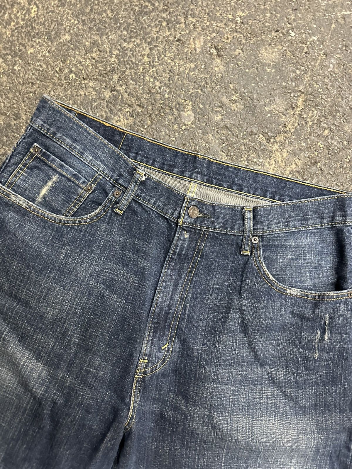 Levi's × Vintage Y2K Levi’s 569 jorts Size US 34 / EU 50 - 5 Thumbnail