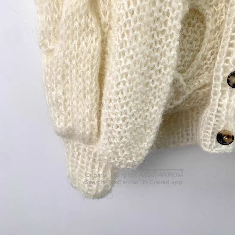 Loewe Loewe Beige Logo Mohair V-Neck Single-Breasted Long Sleeve Size XS / US 0-2 / IT 36-38 - 4 Thumbnail