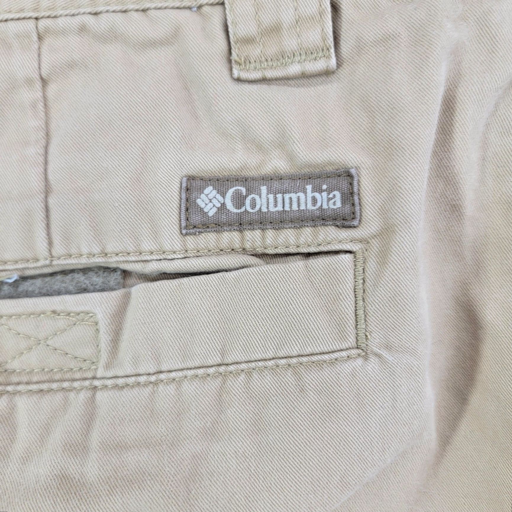 Vintage Columbia Cargo Shorts Mens 38 Khaki Cotton Utility Pockets Hiking Outdoor Trail Beige Shorts Mens Cargo Short 38 Inseam 10 Size US 38 / EU 54 - 6 Thumbnail