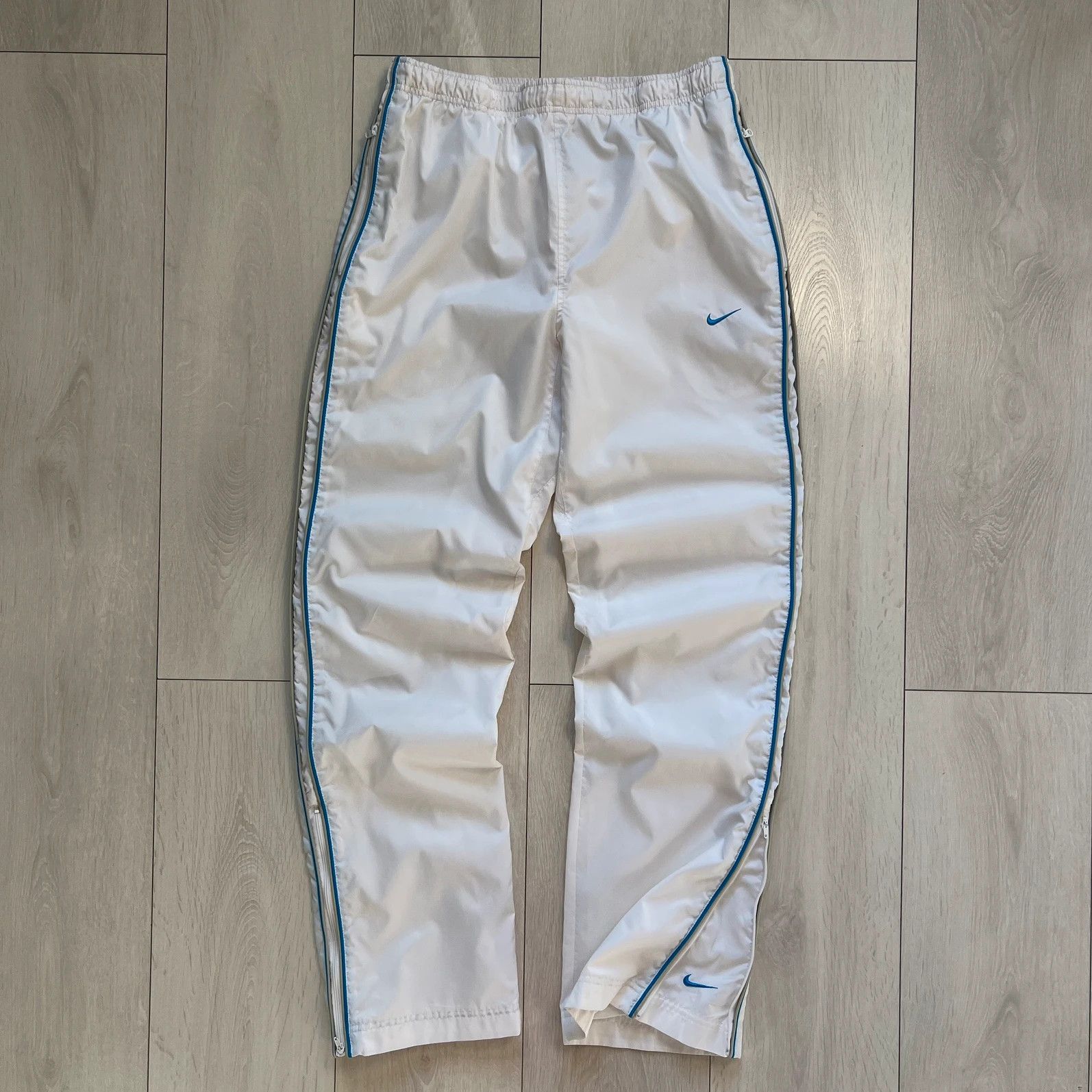 Nike Nike Vintage trackpants rare baggy swoosh S Size US 30 / EU 46 - 1 Thumbnail