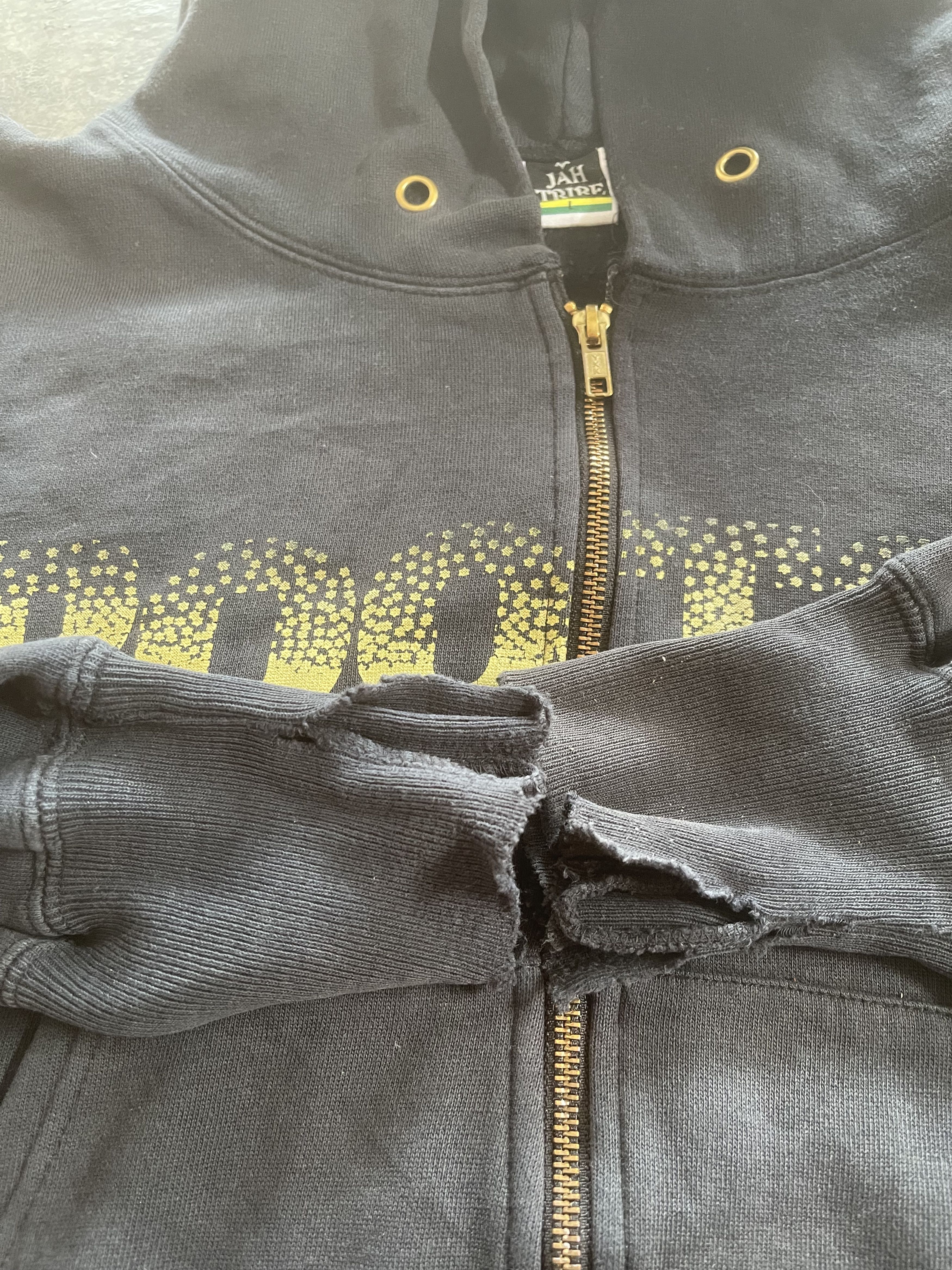 Roots Roots hoodie vintage Size US L / EU 52-54 / 3 - 3 Thumbnail