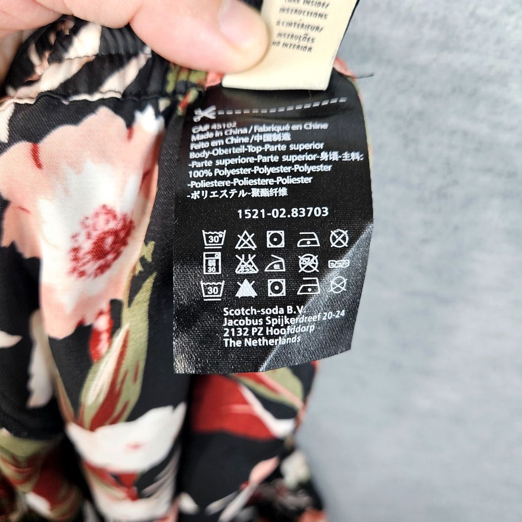 Maison Scotch Maison Scotch Miamo Deco Black Floral Printed Pull On Casual Pants Regular XS? No, Size 3 Womens Pants Size 26" / US 2 / IT 38 - 5 Thumbnail