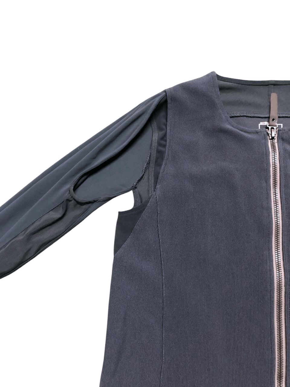 Hussein Chalayan × Puma PUMA x HUSSEIN CHALAYAN 2WAY STRENGTHTABLE FIT JACKET Size XS / US 0-2 / IT 36-38 - 12 Thumbnail