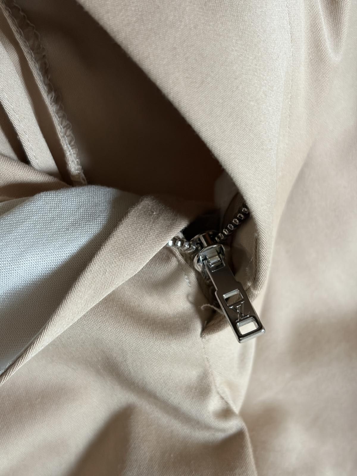 Louis Vuitton Louis Vuitton Tailored Cotton Trousers – Beige Size US 34 / EU 50 - 8 Thumbnail