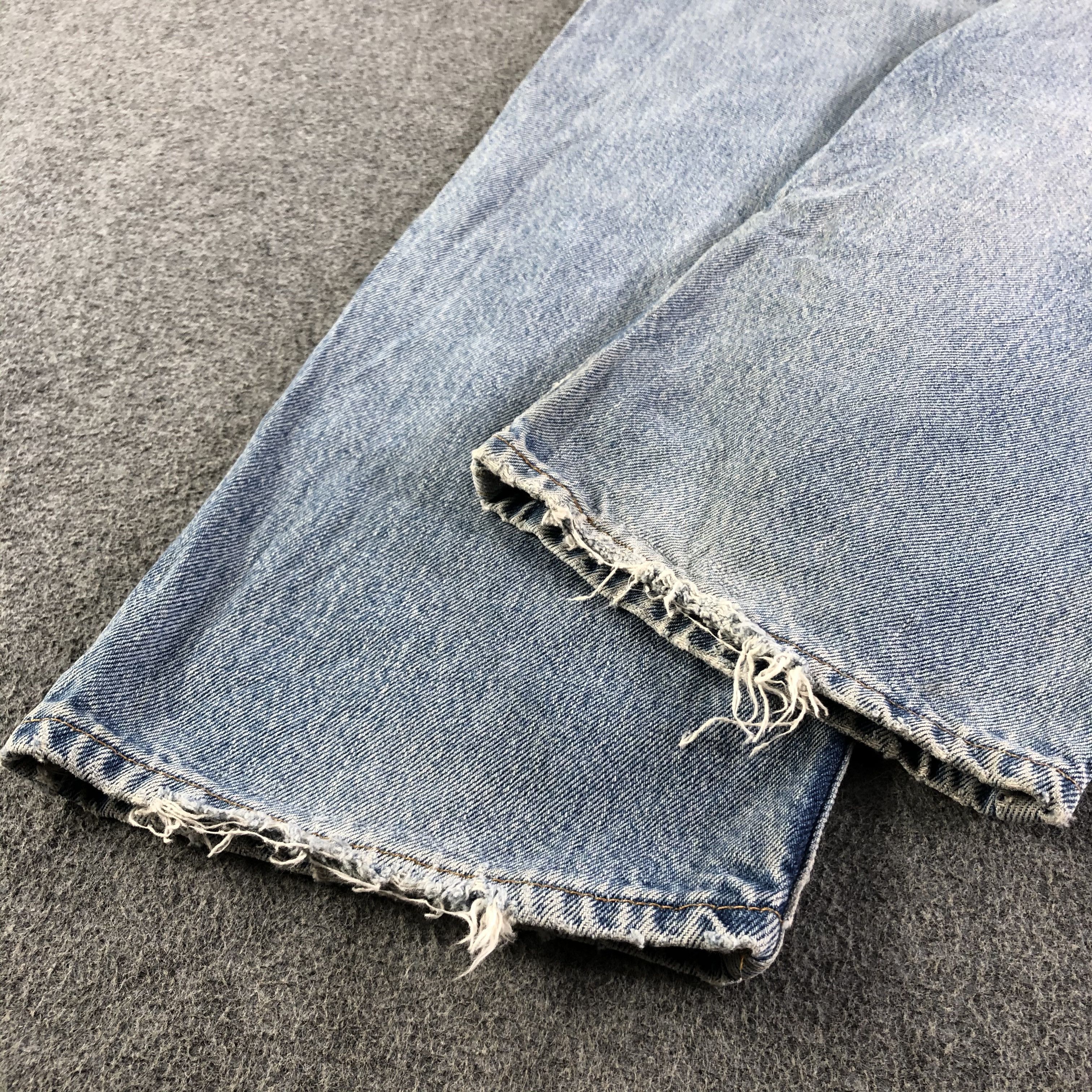 Levi's Vintage 90s Light Wash Levis 505 Jeans-J3051 Size US 36 / EU 52 - 6 Thumbnail