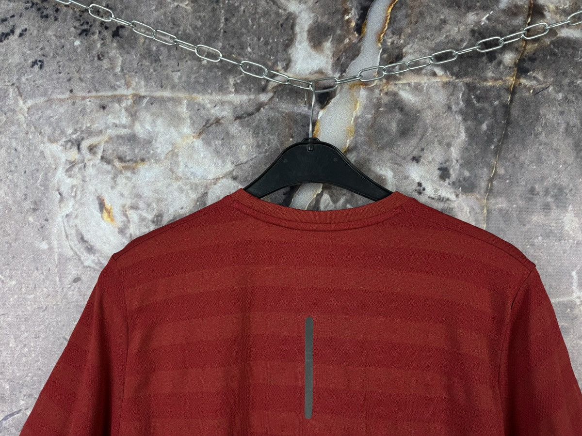 Asics Men’s Asics T-Shirt Red Sportswear Jersey Size XL Size US XL / EU 56 / 4 - 10 Thumbnail