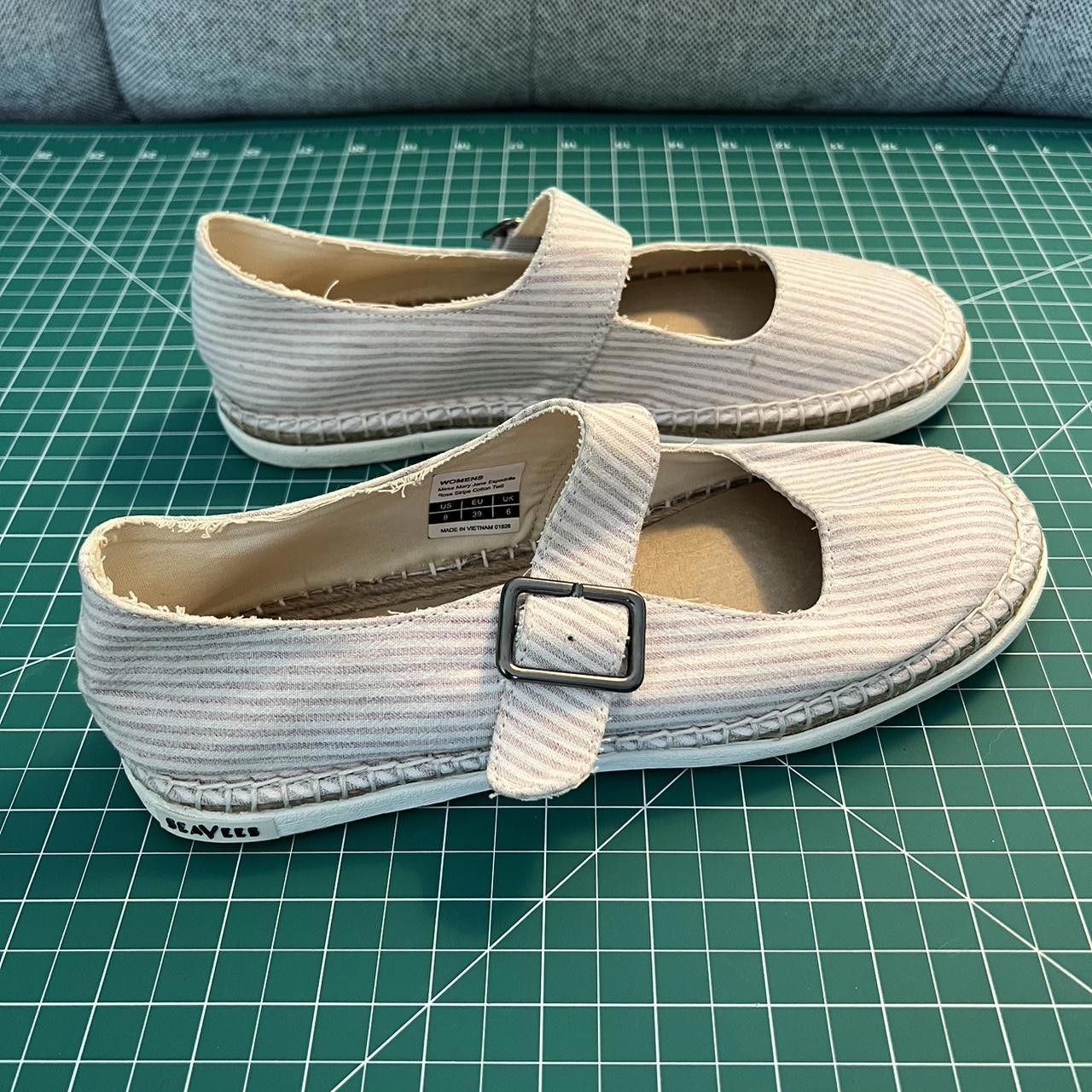 Designer Women's Striped Mary Jane Flats Size US 8 / IT 38 - 2 Thumbnail