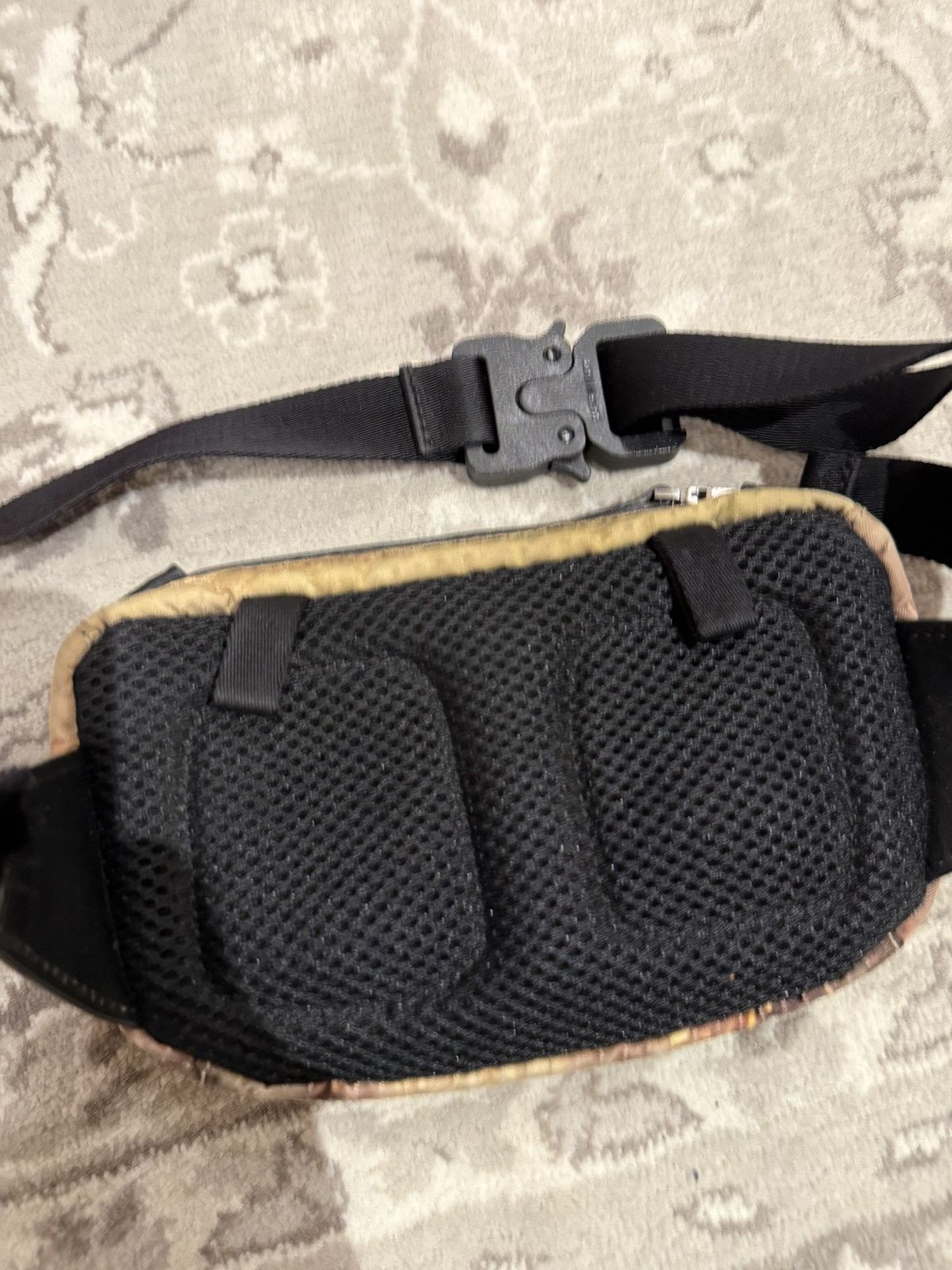 1017 ALYX 9SM SMALL WAIST POUCH BAG CAMO Size ONE SIZE - 4 Thumbnail