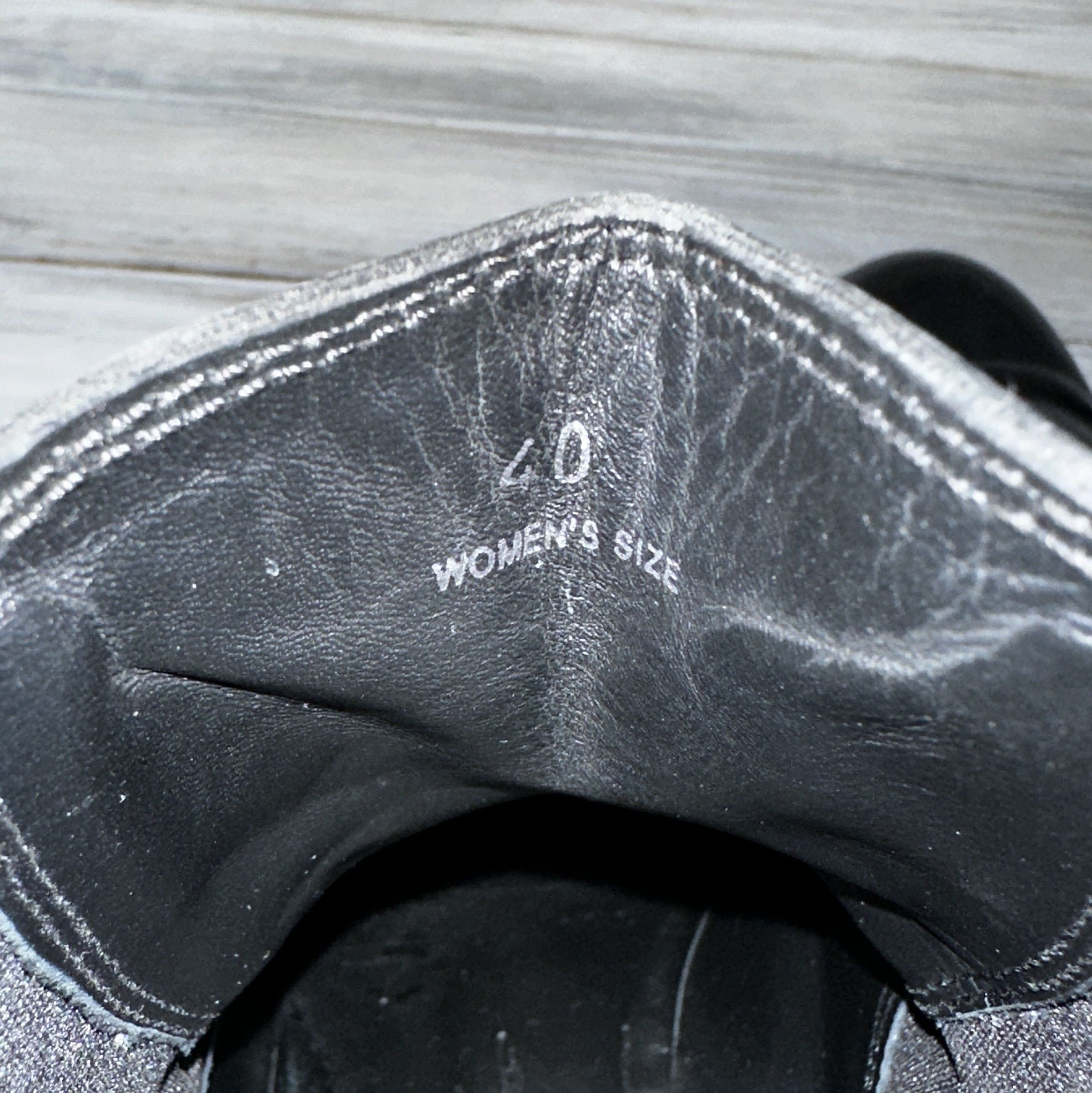 Leather × Tod's Tod's Women's Leather Chelsea Boots MadeInItaly Luxury Brand Size US 10 / IT 40 - 25 Thumbnail