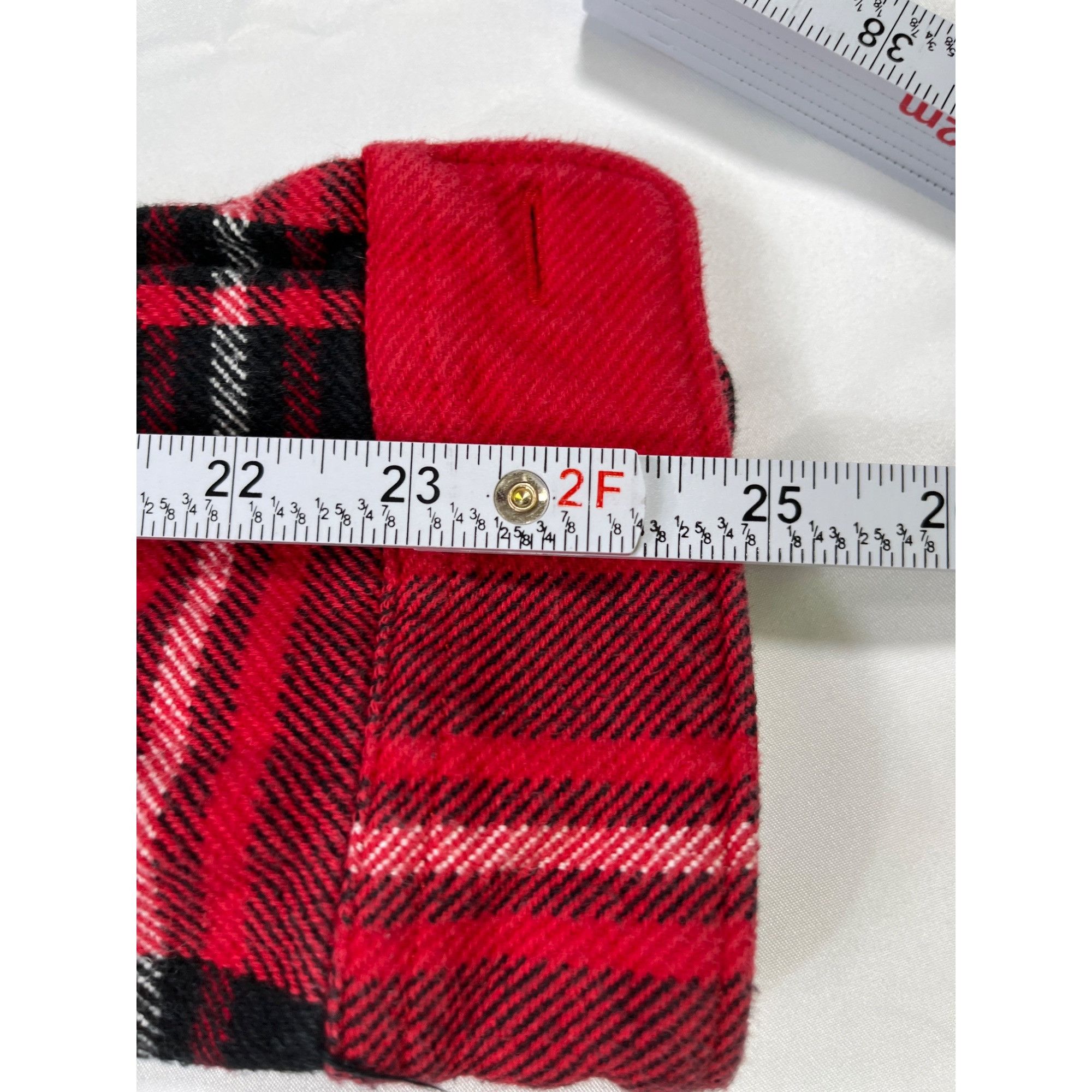 Express Express SKU 7653 Mens Red and Black Plaid Flannel Button Up Size US XL / EU 56 / 4 - 8 Thumbnail