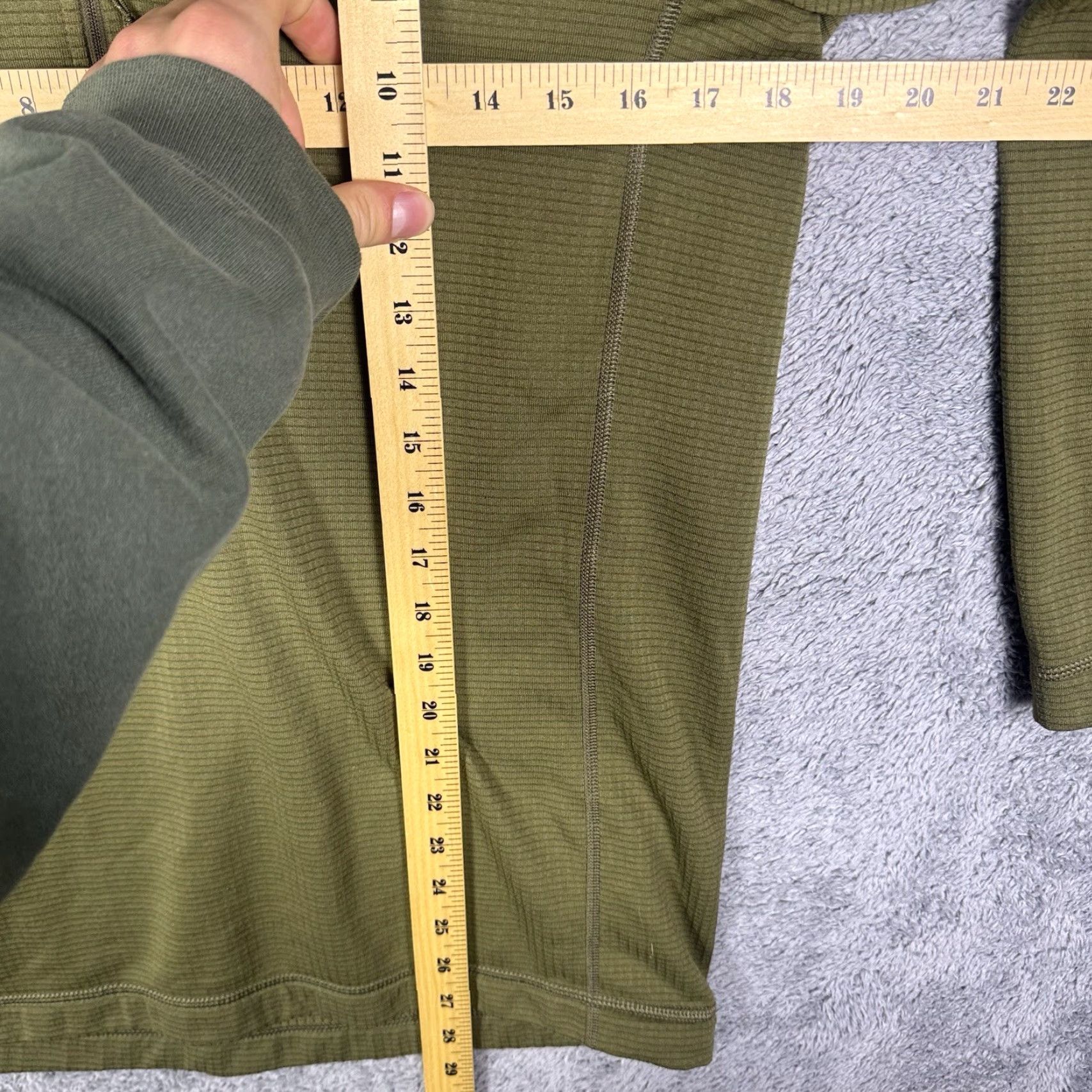 Vintage Fjällräven Jacket Men S Abisko Lite Fleece Grid Pullover Gorpcore Green 1/2 Zip Jacket Size US S / EU 44-46 / 1 - 3 Thumbnail