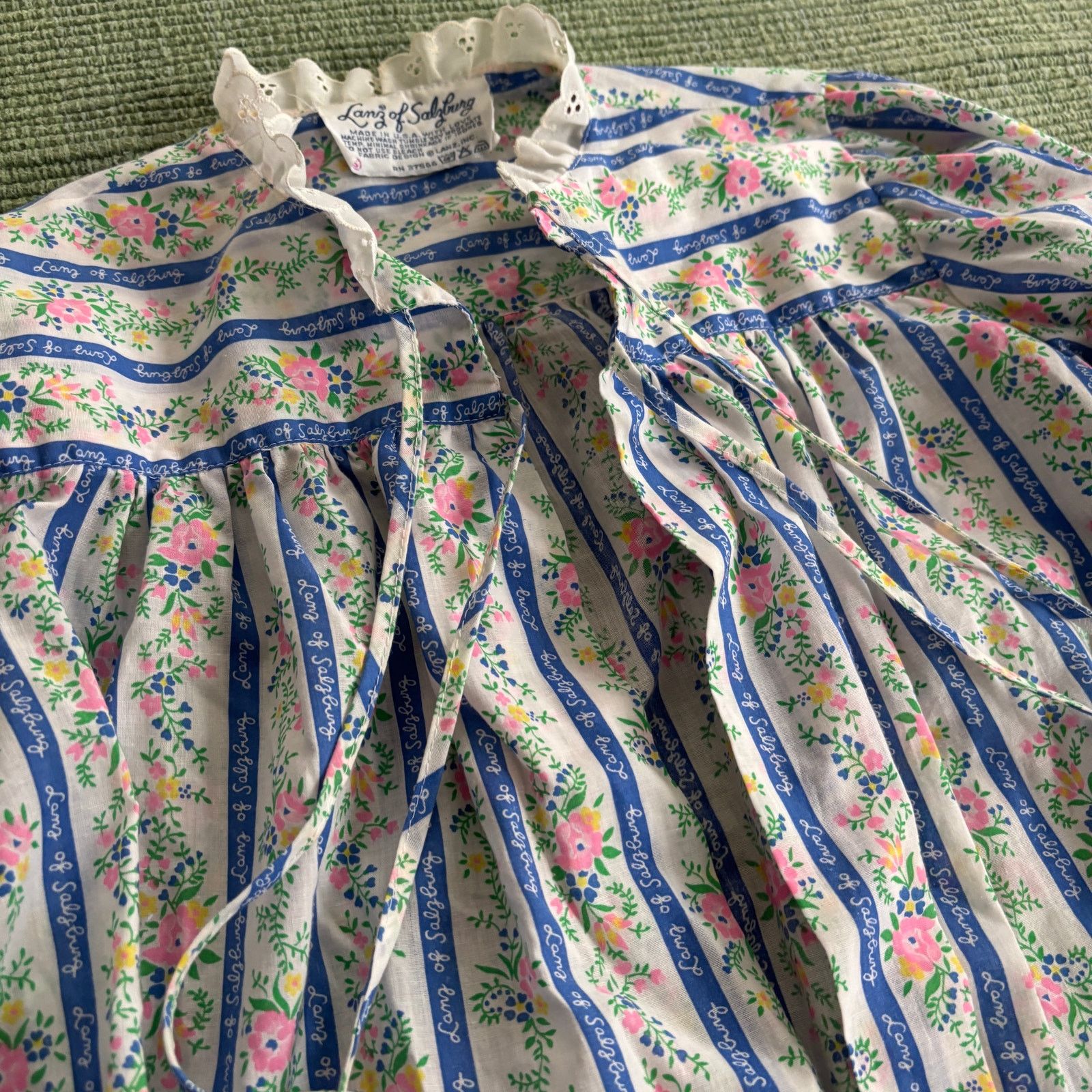 Vintage Vintage 70s Lanz of Salzburg frilly patterned long sleeve Size US M / EU 48-50 / 2 - 4 Thumbnail