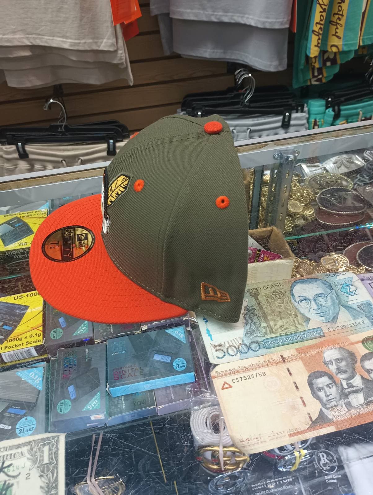 New Era 2 tone Cleveland Indians Fitted (ALL SIZES) Size ONE SIZE - 4 Thumbnail