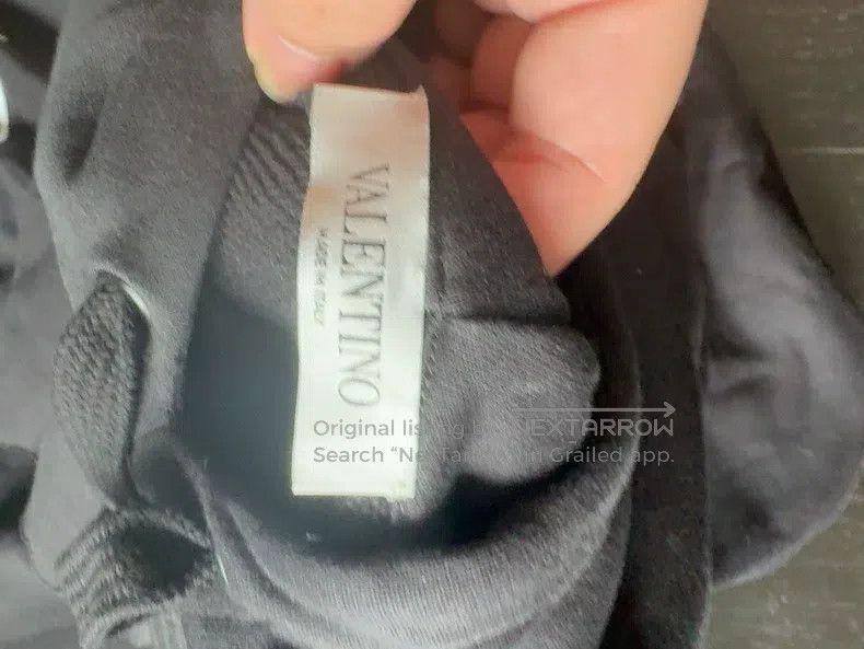Valentino Valentino Letter hooded sweatshirt Size M / US 6-8 / IT 42-44 - 2 Thumbnail