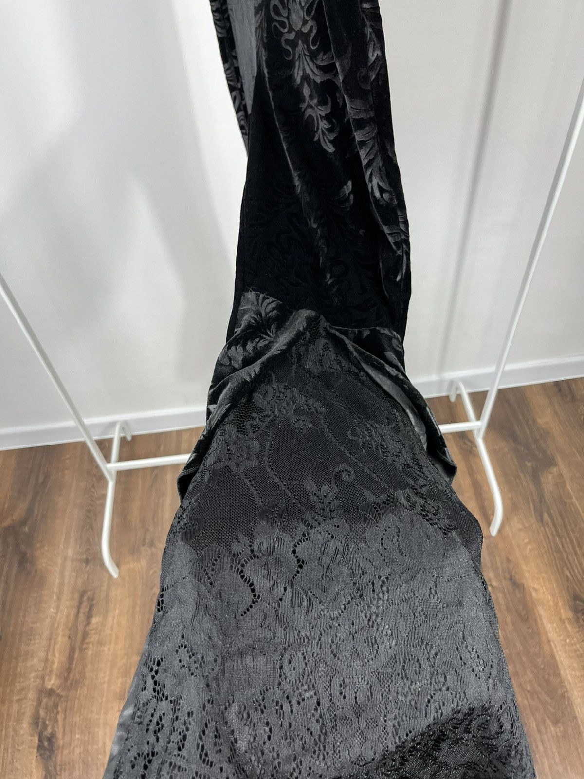 Other Vintage Black Velvet Flared Pants Women L Baroque Bottoms Size 32" / US 10 / IT 46 - 5 Thumbnail