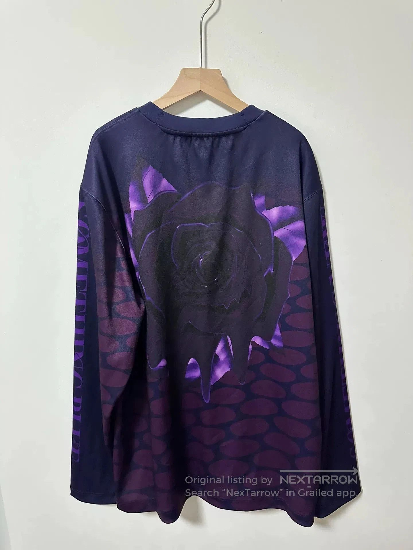 Burberry Burberry Rose Logo Print Long Sleeve Sweatshirt. Size L / US 10 / IT 46 - 2 Thumbnail