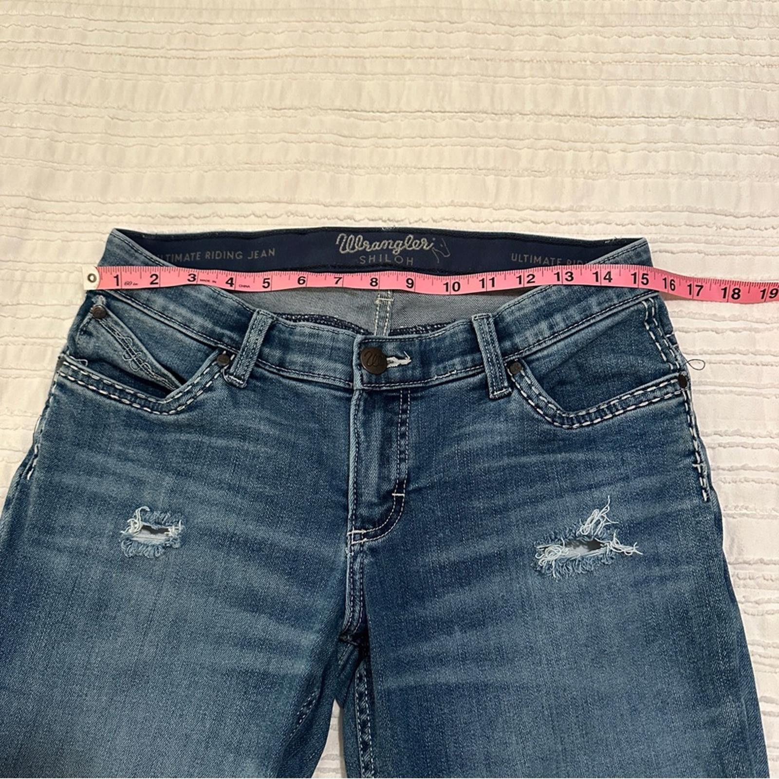 Wrangler Wrangler Shiloh 7 x 32 Distressed Flare Jeans denim stretch Size 30" / US 8 / IT 44 - 3 Thumbnail