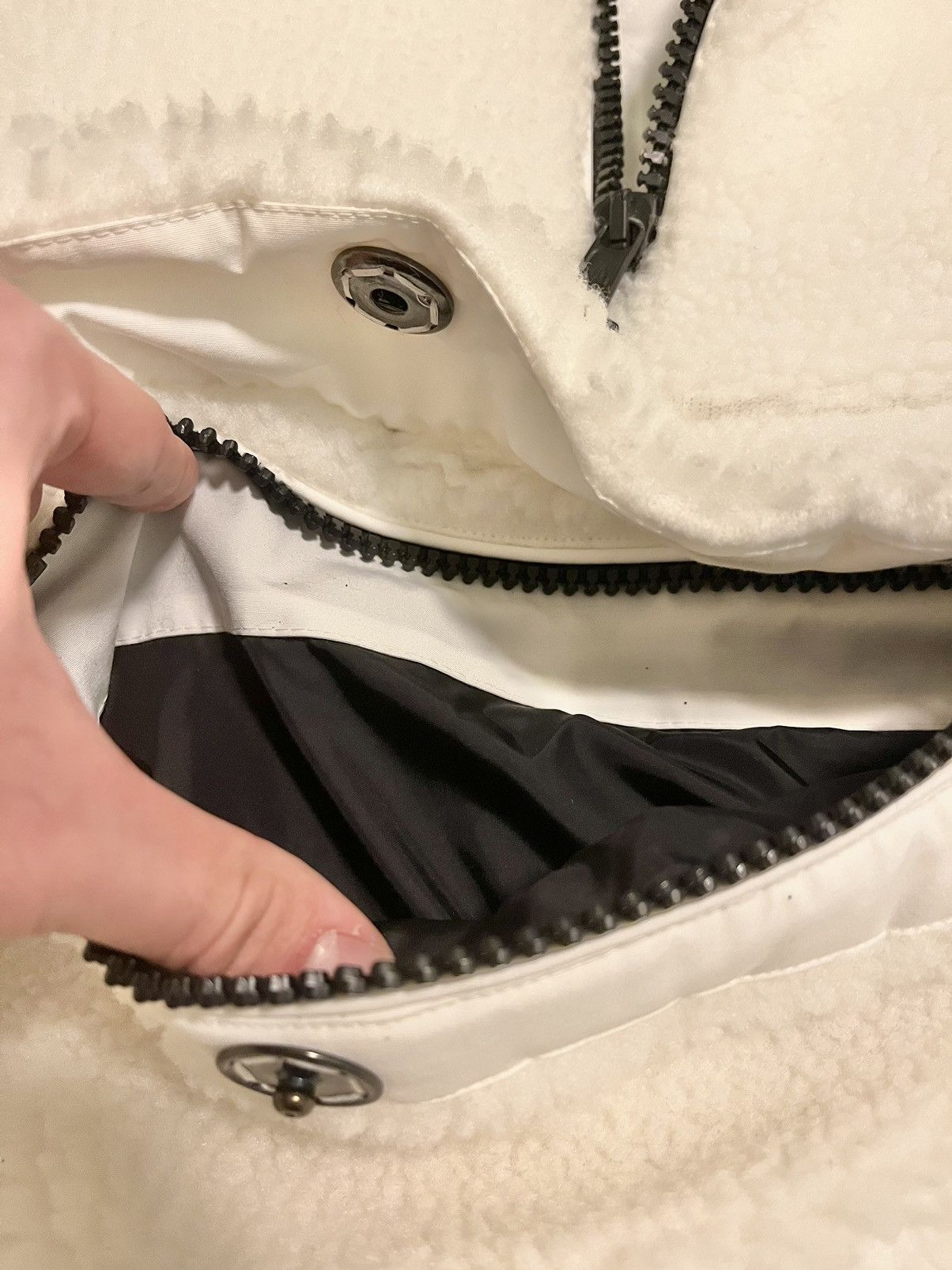 Moncler × Off-White Moncler x Off white sherpa Size US M / EU 48-50 / 2 - 7 Thumbnail