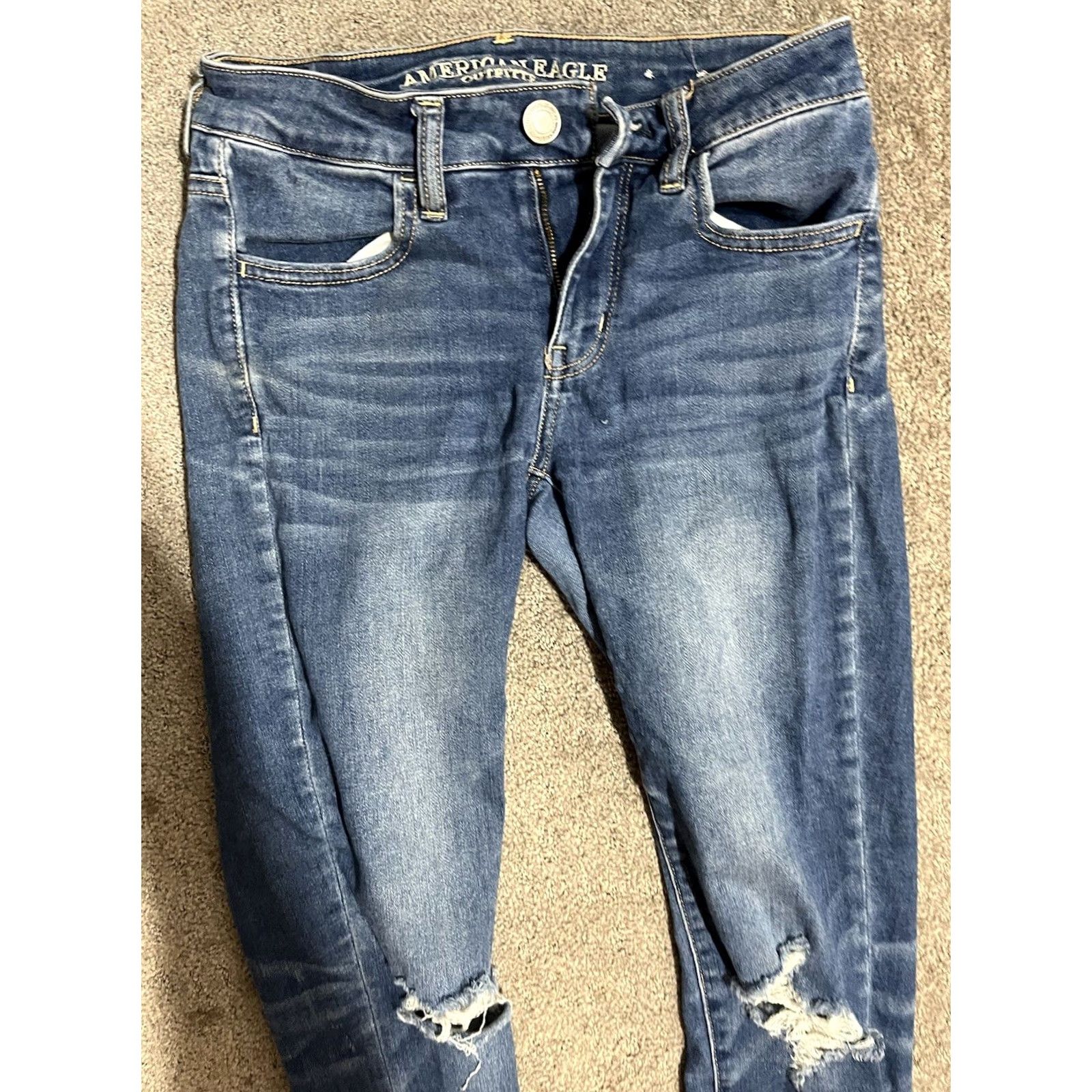 American Eagle Outfitters American Eagle Outfitters Jeans Crop Jeans Distressed 4 Blue Denim Slim 5-Pocket Womens Low Rise 26in Inseam Regular Size 4 Size 27" / US 4 / IT 40 - 4 Thumbnail