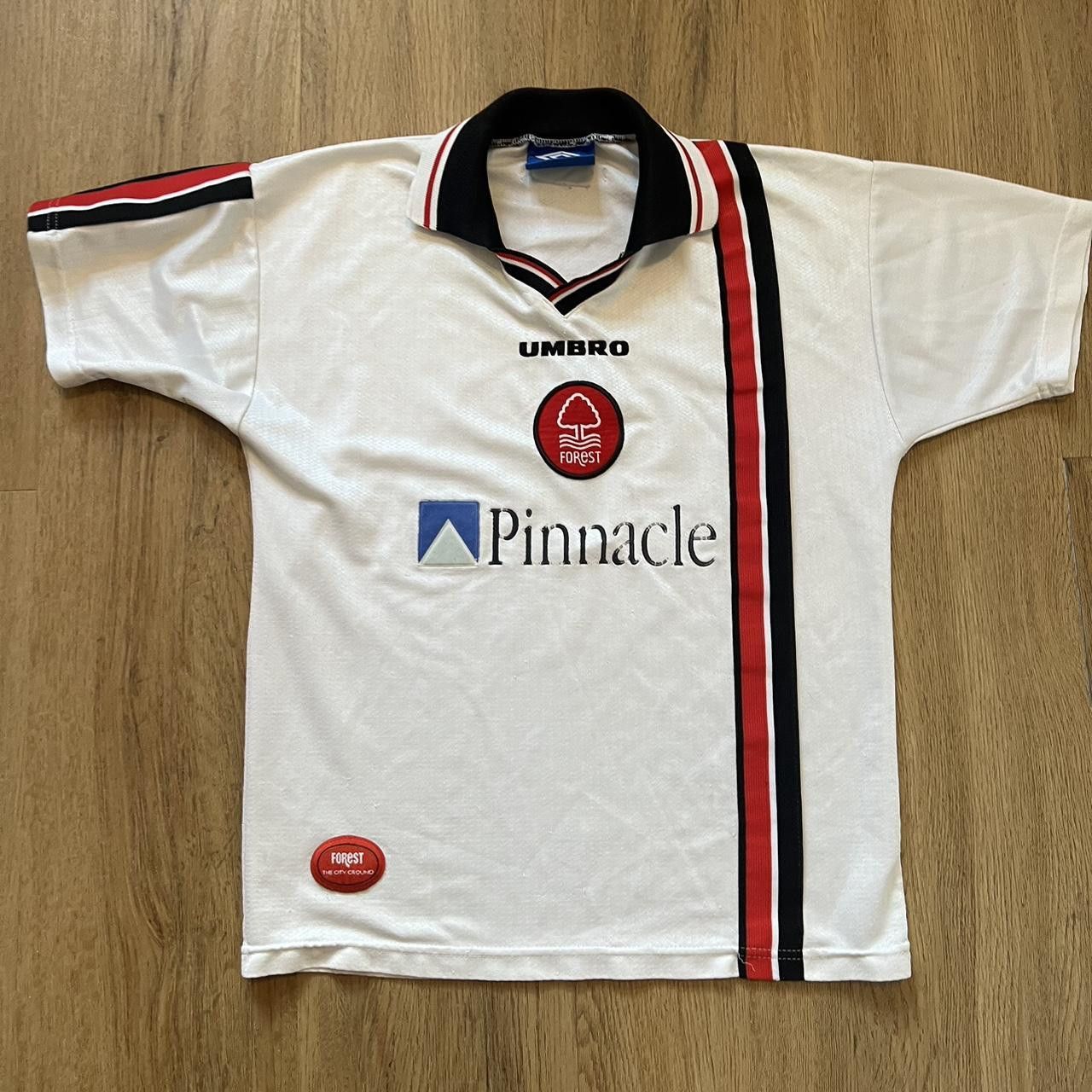 Umbro Nottingham Forest 1998-1999 Umbro white and red away shirt Size US XS / EU 42 / 0 - 1 Thumbnail