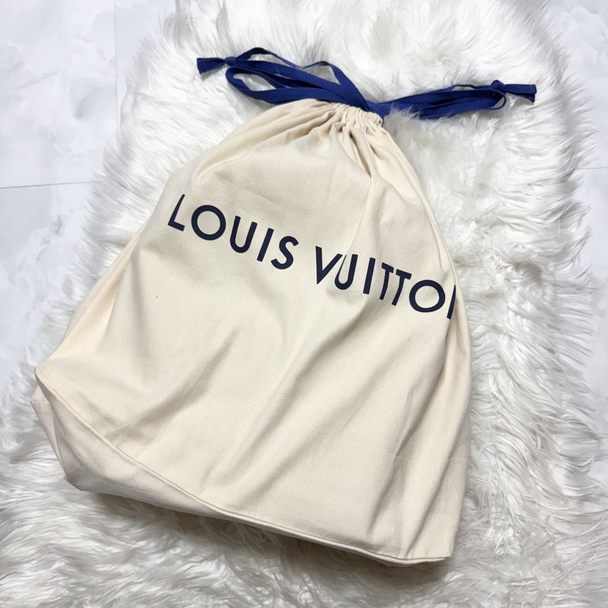 Louis Vuitton Authentic Louis Vuitton LV Aerogram Takeoff Leather Backpack Size ONE SIZE - 10 Thumbnail