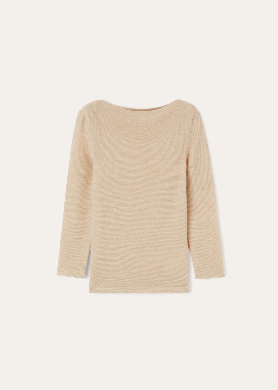 o1srvl11e1124 Cocooning Boat Neck Sweater in Beige