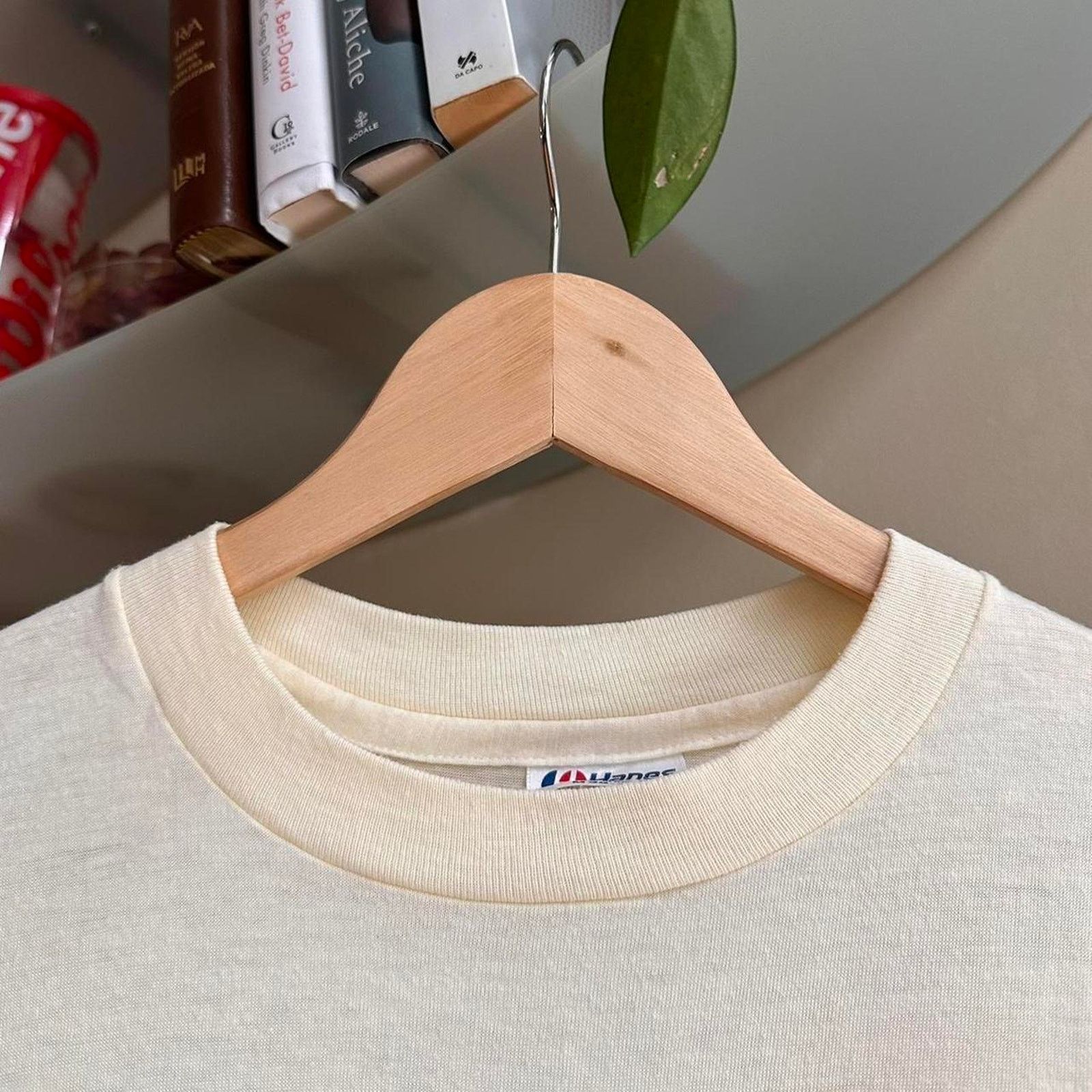 Hanes × Vintage Vintage 1983 Penguin Lust Shirt Size US M / EU 48-50 / 2 - 5 Thumbnail