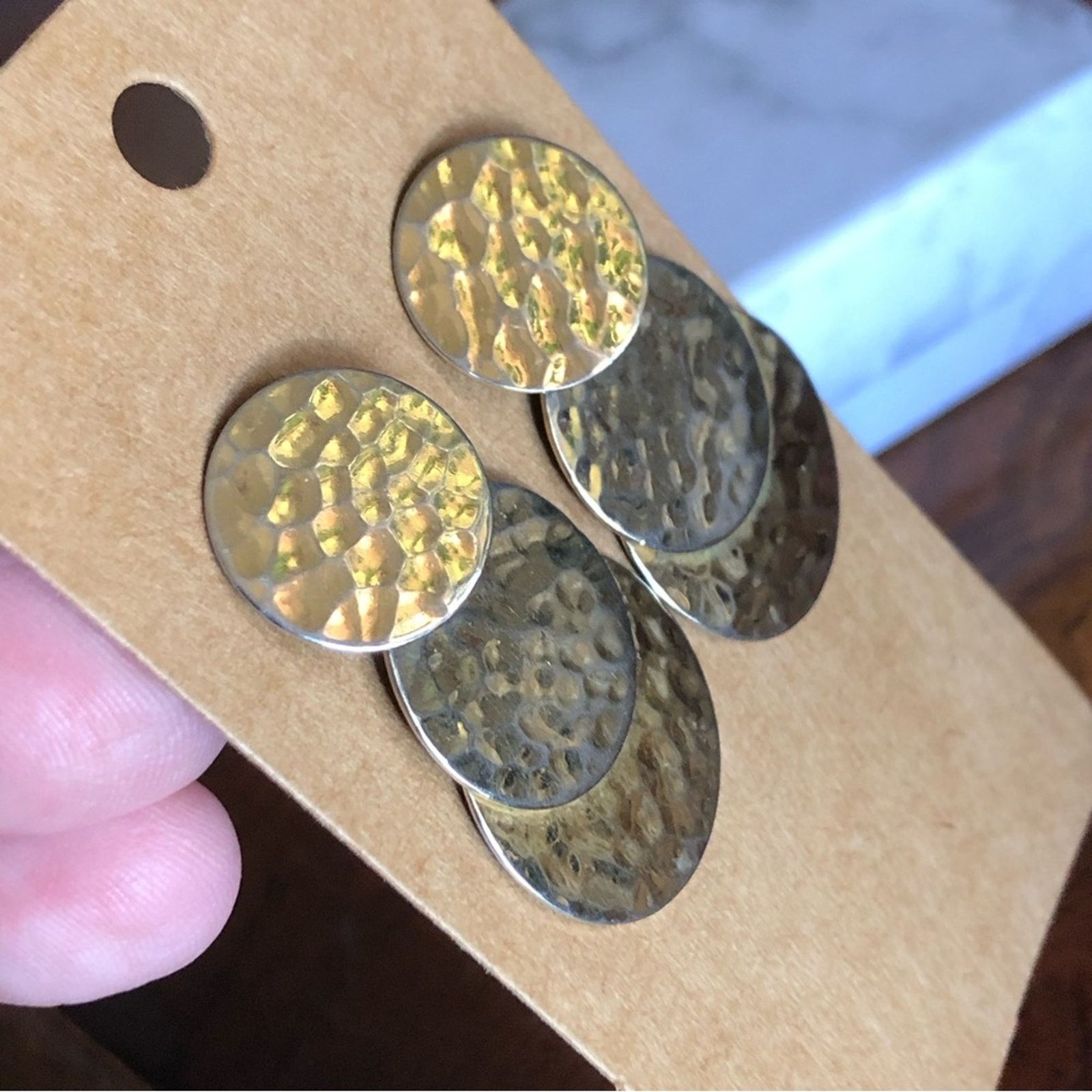 Vintage Vintage hammered graduated overlap gold plated earrings Size ONE SIZE - 2 Thumbnail