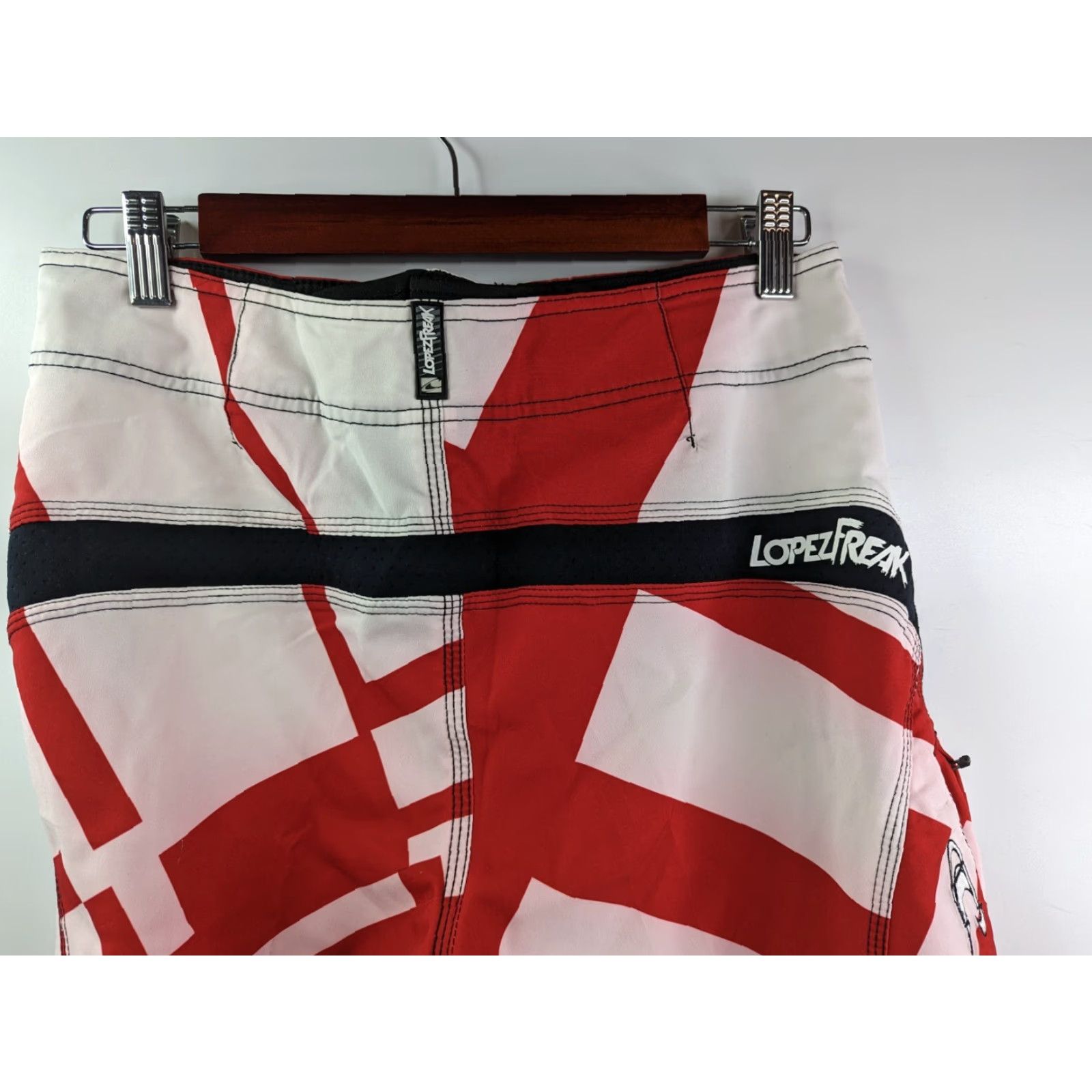 O'Neill O'Neill Board Shorts Mens 29 Geometric Multicolor Quick Dry Lightweight Side Pocket Drawstring Surf Beach Trunks 89/11 Polyester Elastaine Size US 29 - 4 Thumbnail