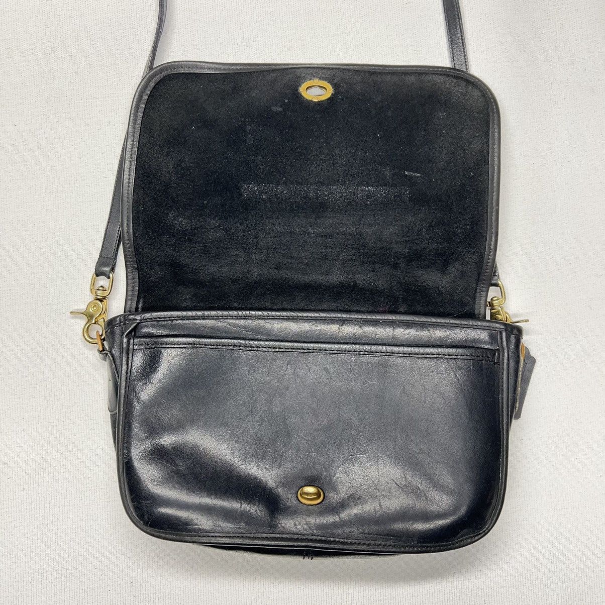 Coach × Vintage VTG Coach Crossbody Bag Purse Clutch Black Leather Hang Tag Size ONE SIZE - 5 Thumbnail