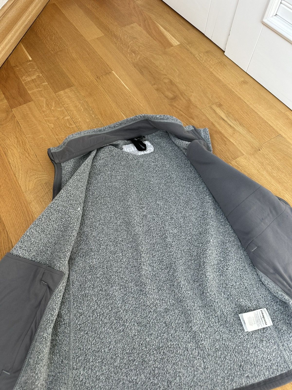 Patagonia Patagonia Zip Vest M Size Logo Gray Size US M / EU 48-50 / 2 - 13 Thumbnail