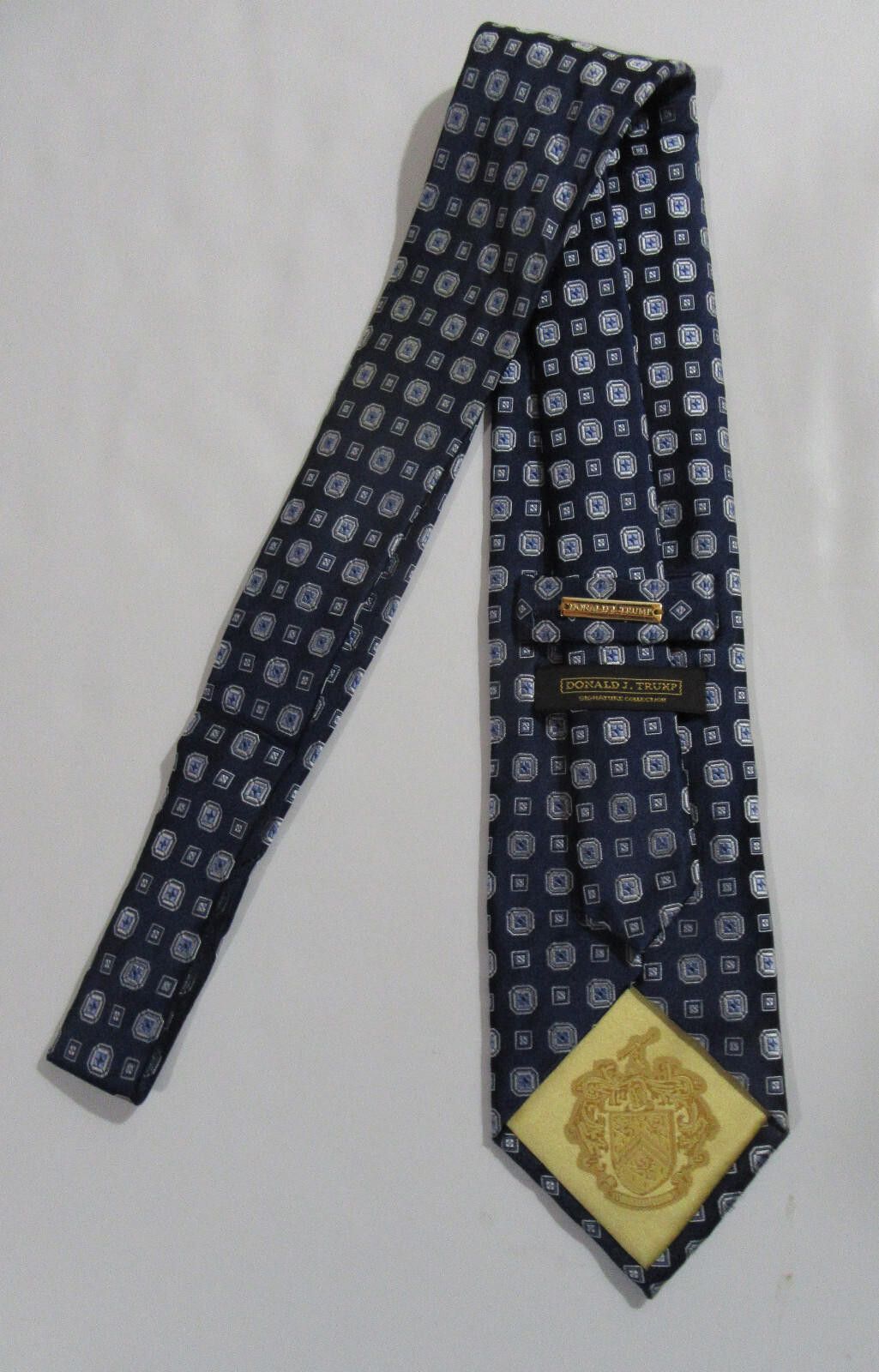 Designer Donald J. Trump Signature Collection Necktie Navy Pattern Size ONE SIZE - 3 Thumbnail