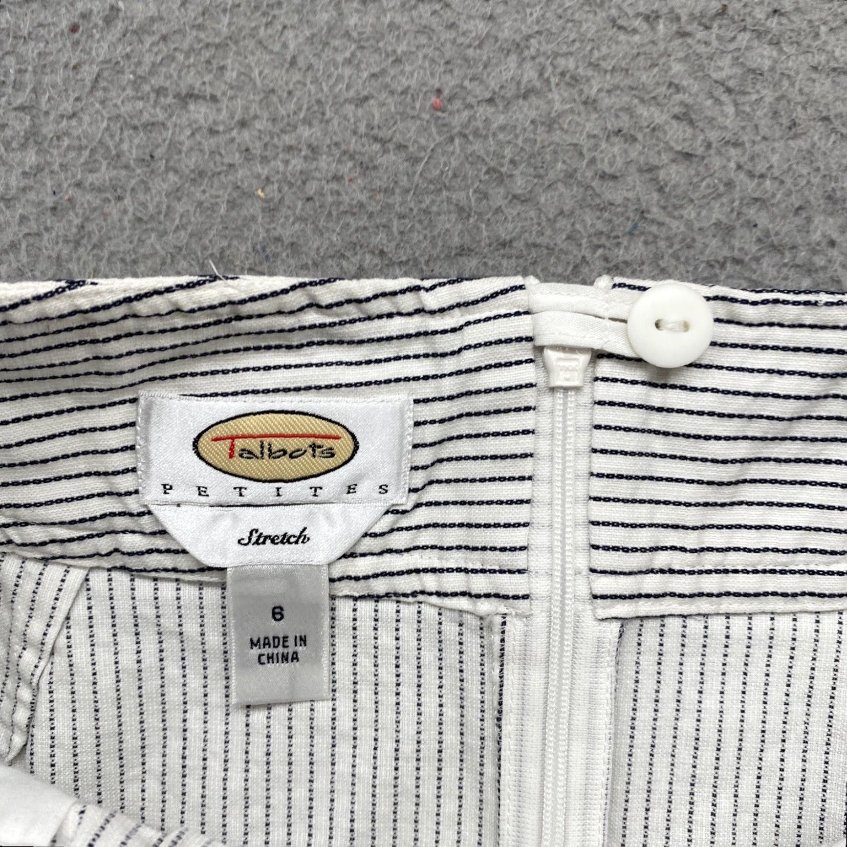 Talbots Talbots Skirt Women’s Knee Length A-Line Pockets Stretch Cotton Striped Size 6 Multicolor Black White Womens Size 28" / US 6 / IT 42 - 3 Thumbnail