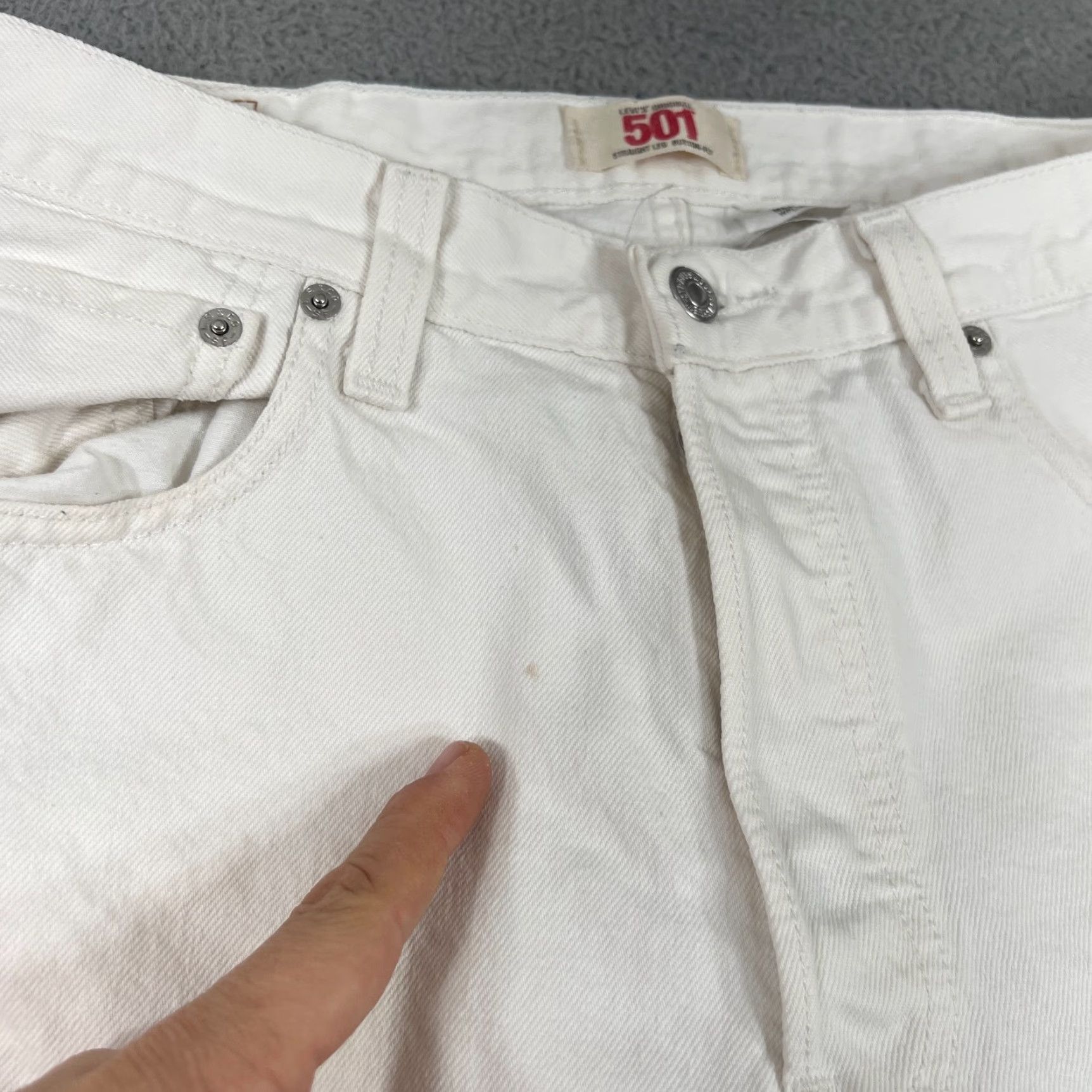Levi's VINTAGE Levi's 501 Jeans Men 34 Regular White Denim Button Fly Straight 5-Pocket 90s USA Mens Size US 34 / EU 50 - 4 Thumbnail
