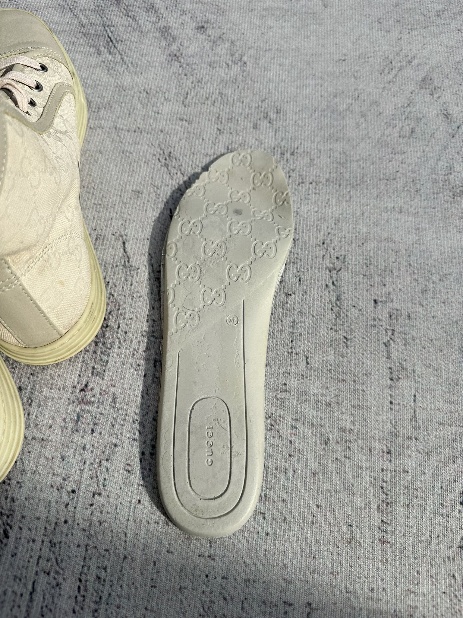 Gucci Gucci High Top Sneakers GG Monogram Canvas Ivory and Gray Size US 8 / IT 38 - 12 Thumbnail