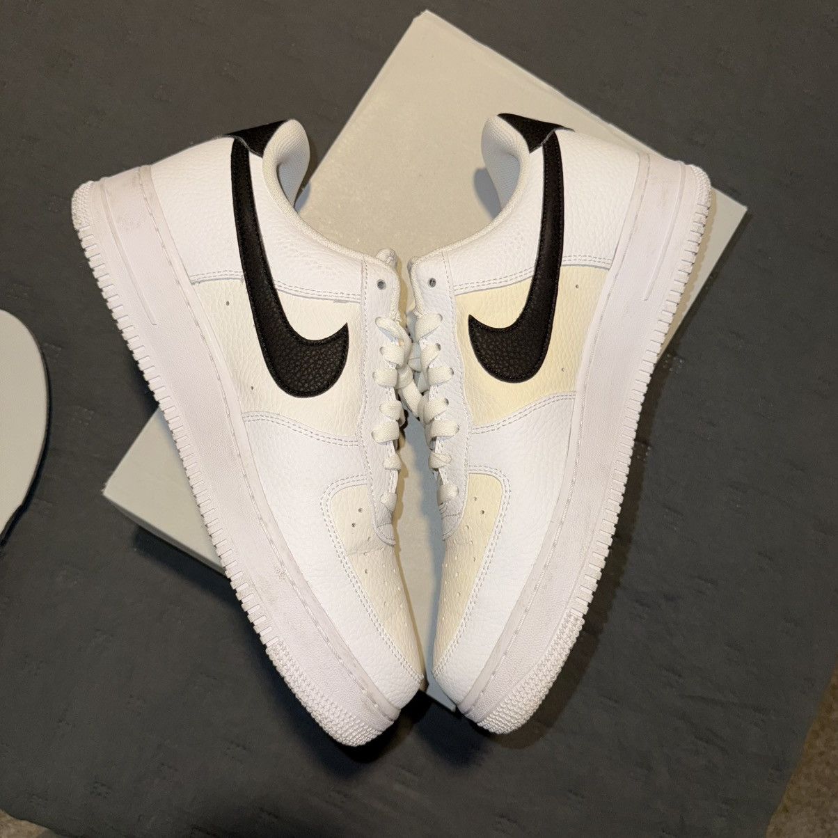 Nike Nike AIR FORCE 1 '07 White Black Size US 11 / EU 44 - 12 Thumbnail