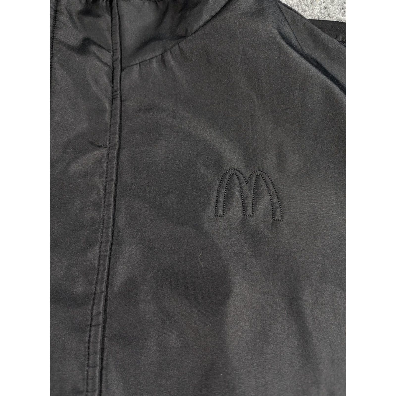 Vintage McDonald's Jacket XL Black Softshell Full Zip Triple Black Uniform Mens Size US XL / EU 56 / 4 - 2 Thumbnail