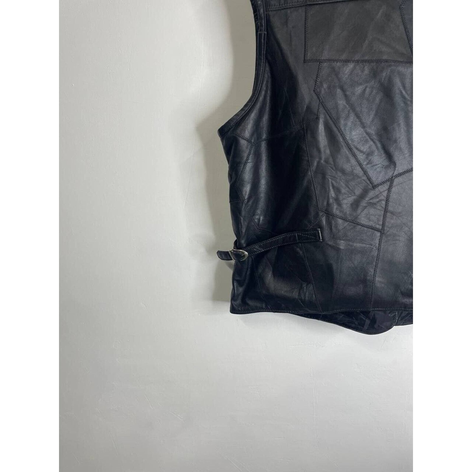 Vintage Vintage Black Leather Utility Biker Vest Multi-Pocket XL Size US XL / EU 56 / 4 - 5 Thumbnail