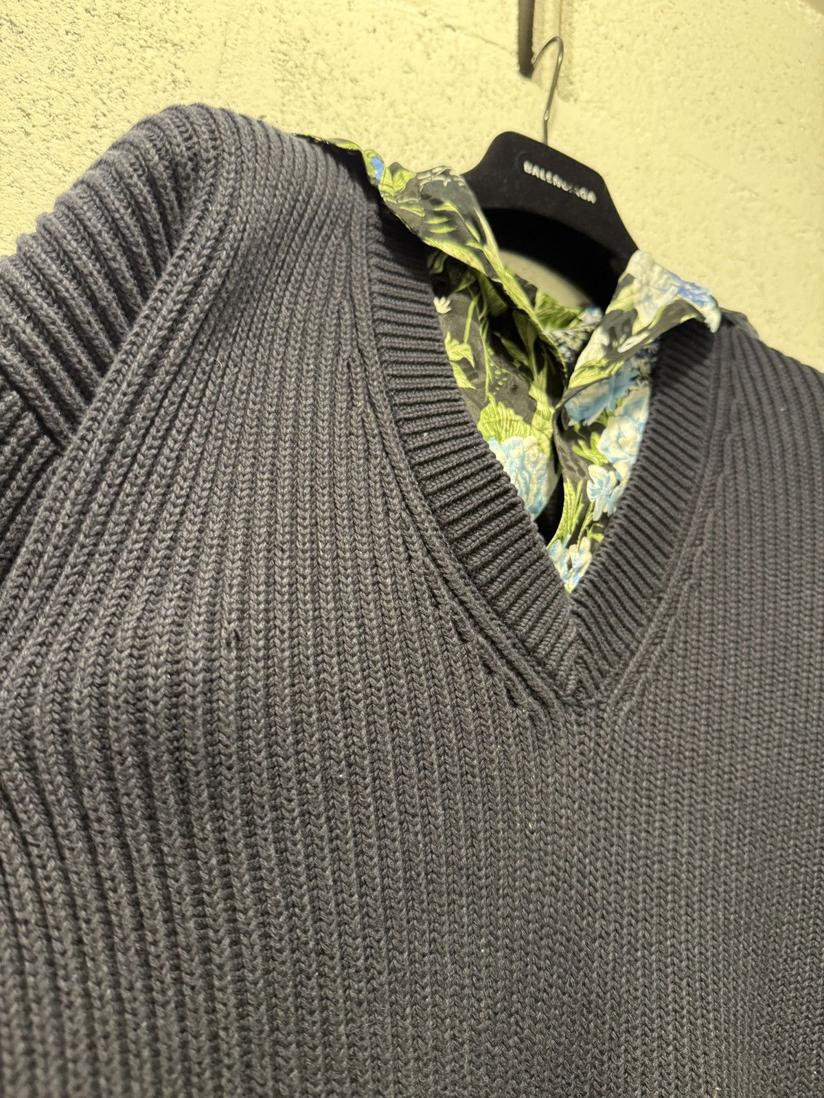 Balenciaga *RARE* BALENCIAGA DEMNA OVERSIZED LAYERED TROMPE OEIL FLORAL Size L / US 10 / IT 46 - 8 Thumbnail
