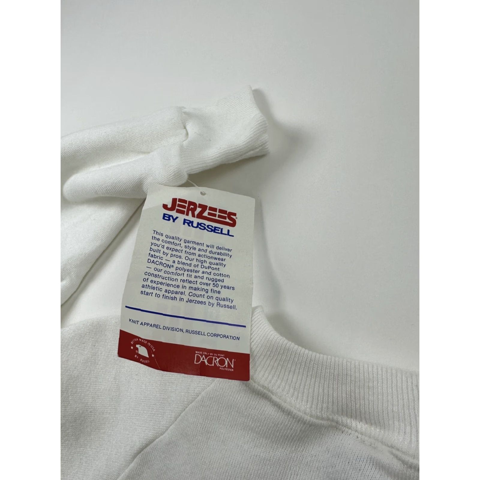 Jerzees VINTAGE Jerzees Russell Sweatshirt Mens Medium White Sno Cool USA Made Christmas Size US M / EU 48-50 / 2 - 8 Thumbnail