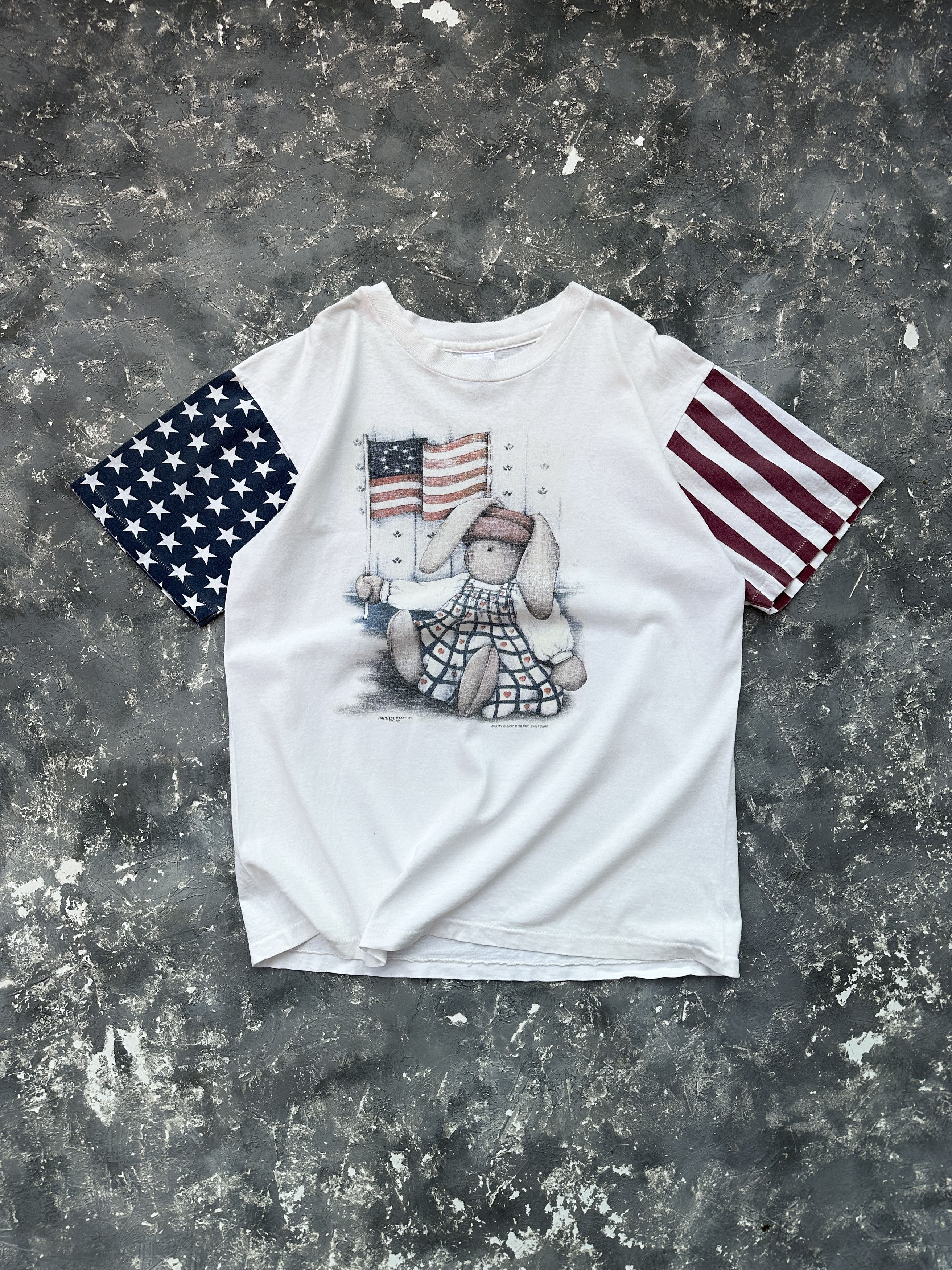 Vintage vintage 80s liberty bunny usa shirt Size US L / EU 52-54 / 3 - 1 Thumbnail