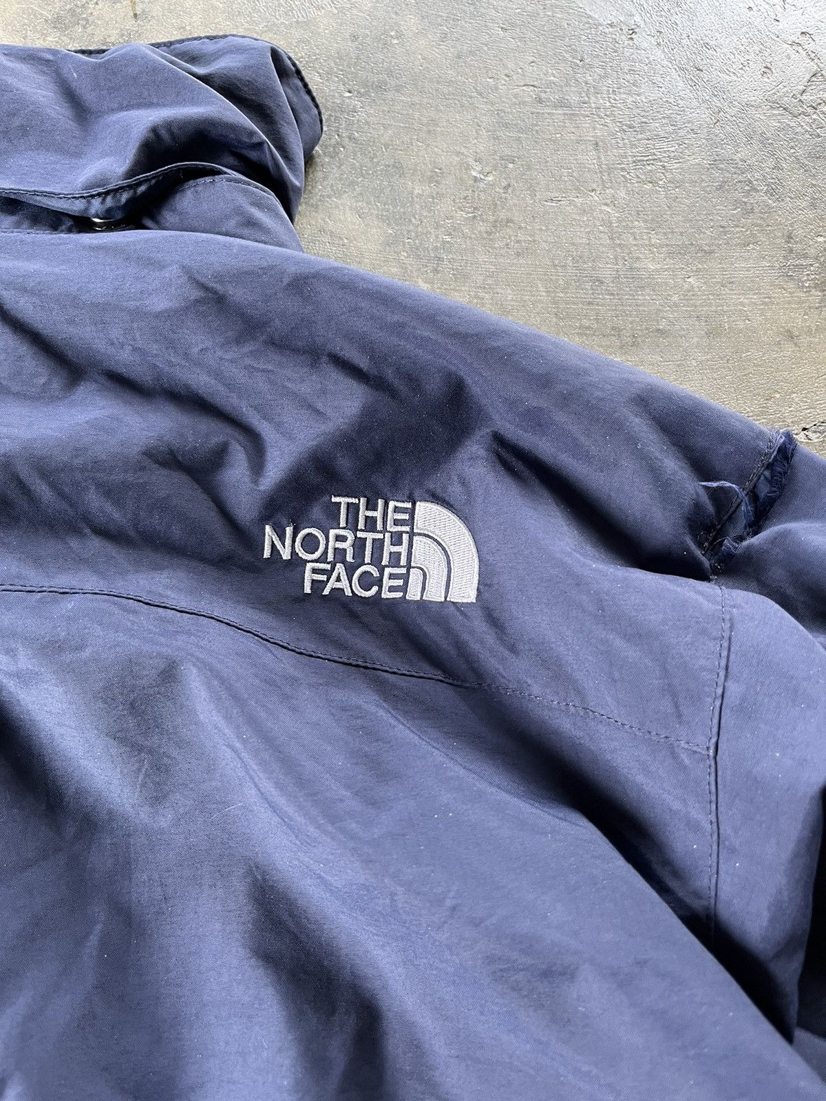 Japanese Brand × The North Face ⚡️The North Face Hyvent Zipper Up Jacket Distressed Size US L / EU 52-54 / 3 - 18 Thumbnail