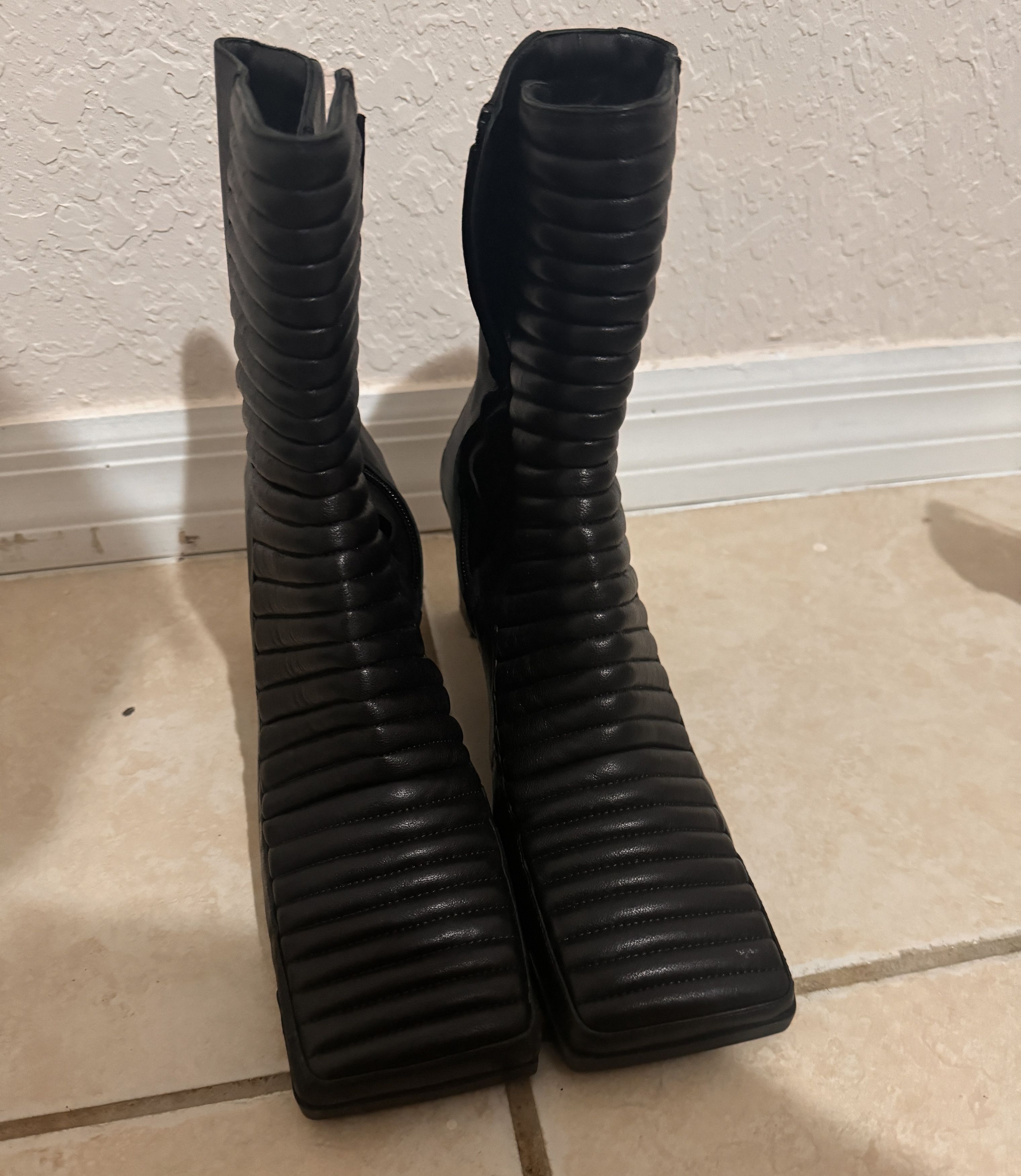 Balenciaga Balenciaga Biker Booties Size US 10 / IT 40 - 1 Thumbnail