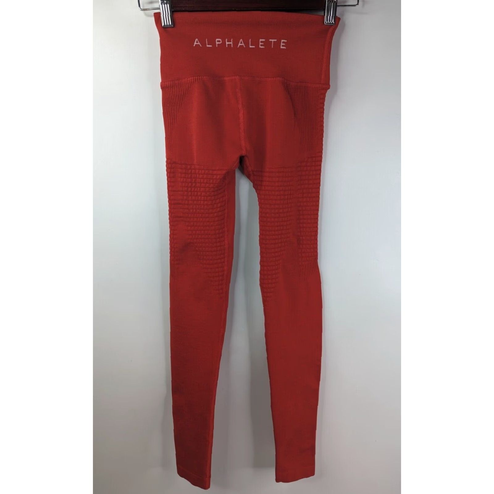 Vintage Alphalete Red Seamless Halo Leggings XS Leggings Women XS Red Seamless Halo Size 26" / US 2 / IT 38 - 2 Thumbnail