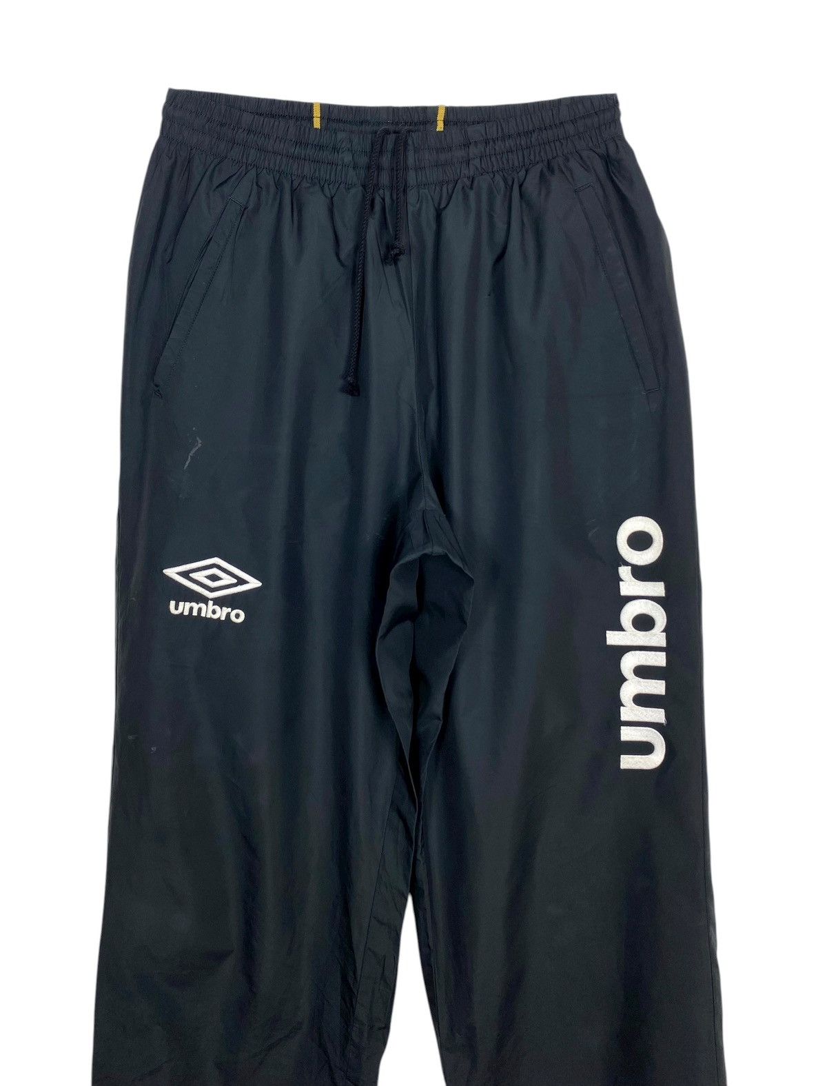 Umbro Rare‼️ Umbro Track Pants Embroidery Big Logo Size US 30 / EU 46 - 3 Thumbnail