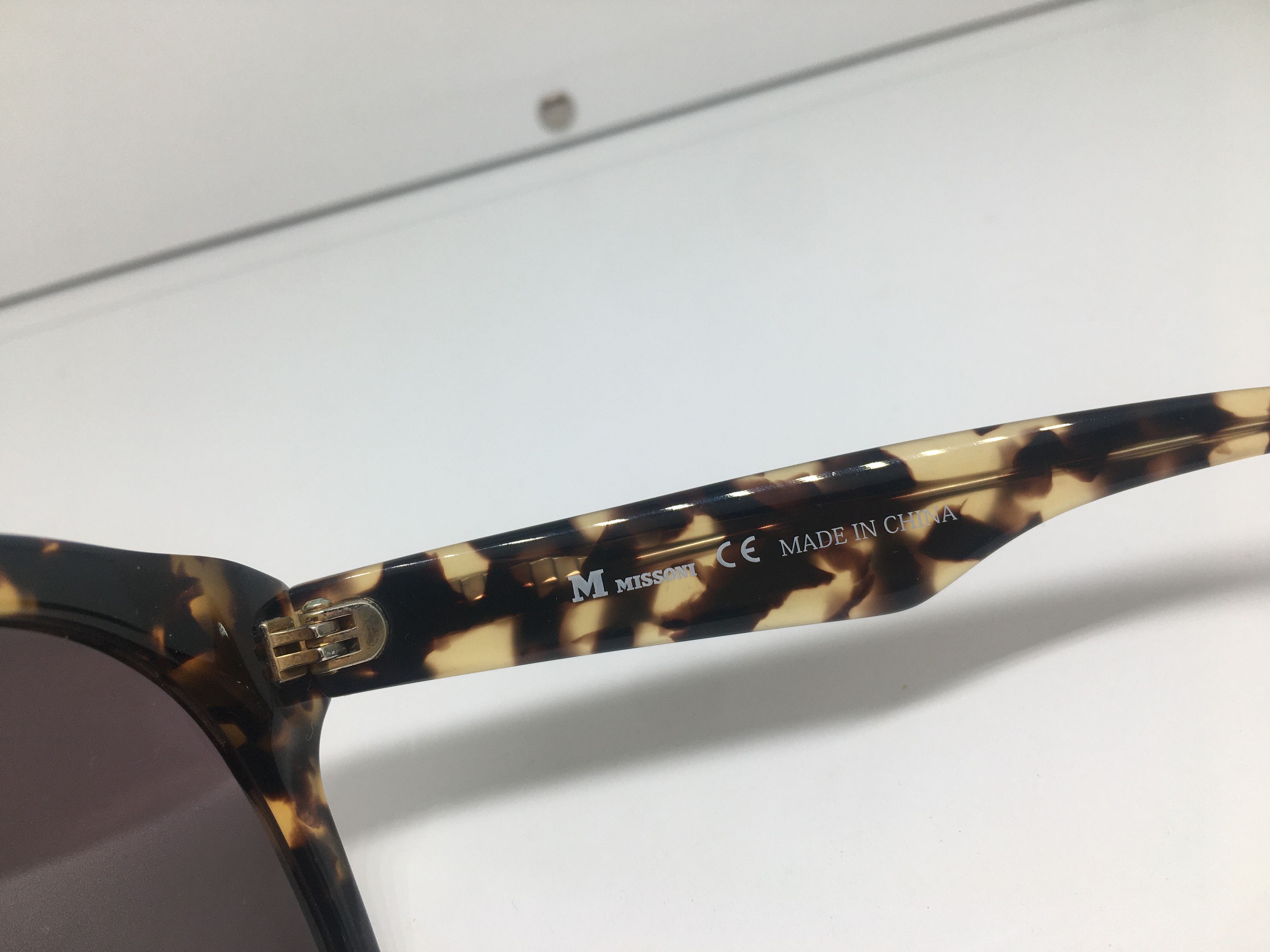 Missoni Missoni MM622S02 Tortoise Oversize Sunglasses Frame Size ONE SIZE - 4 Thumbnail