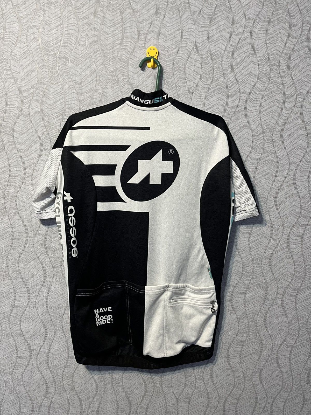 Rapha Assos Mangussta S7 Switzerland ShortSleeve Cycling Jersey Size US M / EU 48-50 / 2 - 2 Thumbnail